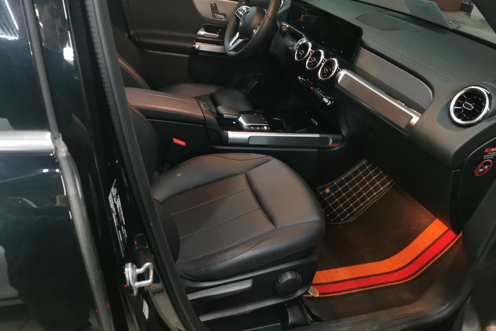 Mercedes-Benz GLB 2023 GLB 200 Fashion