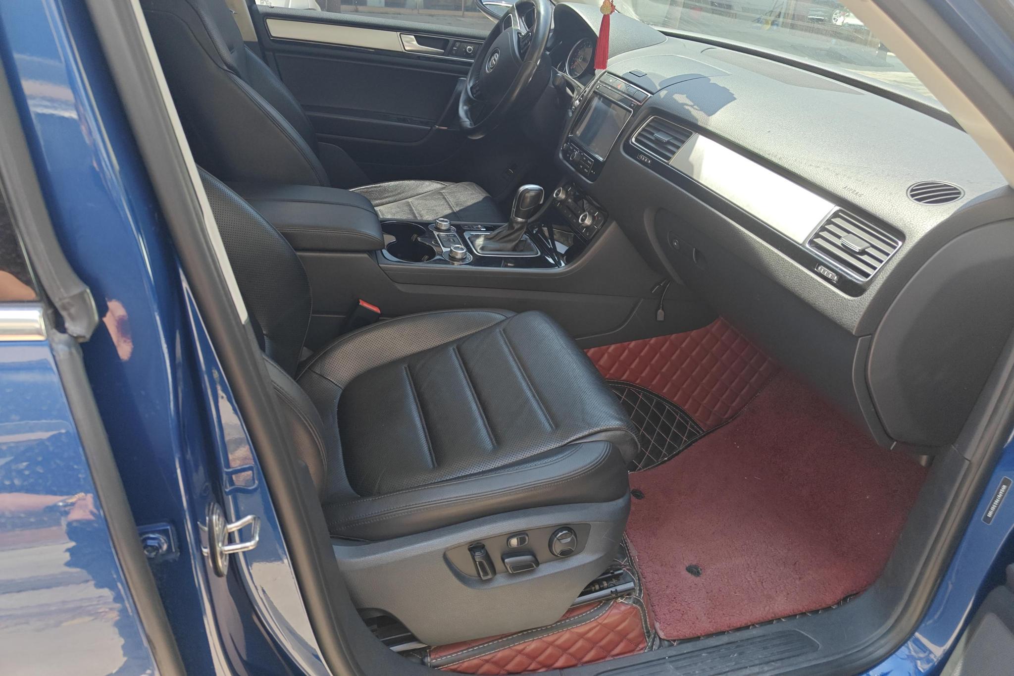 Volkswagen Touareg 2016 3.0TSI