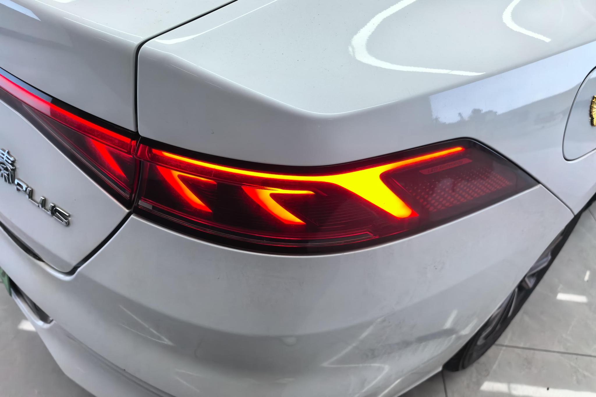 BYD Qin Plus DM-i PLUS DM 2024 DM-i 55KM Lead