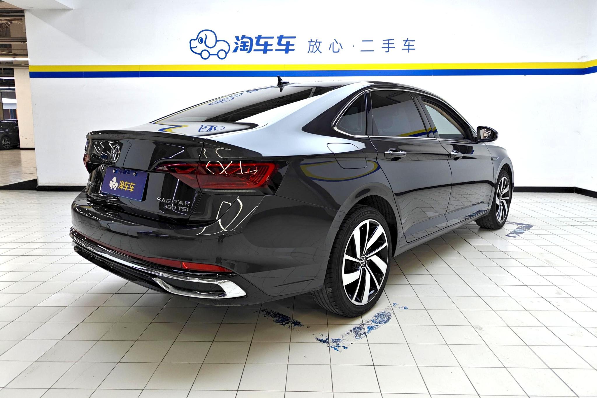 Volkswagen Sagitar 2023 300TSI DSG
