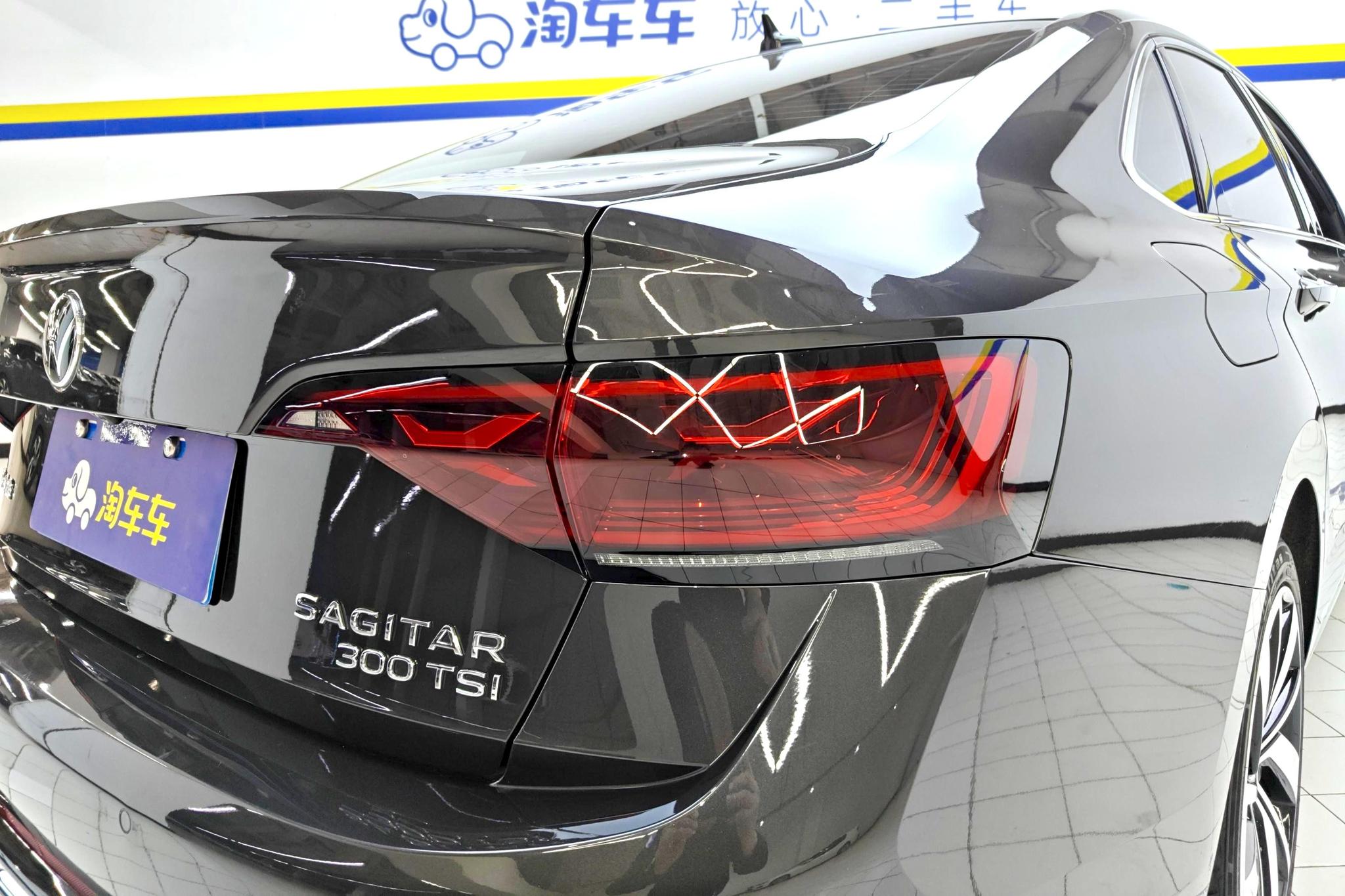 Volkswagen Sagitar 2023 300TSI DSG