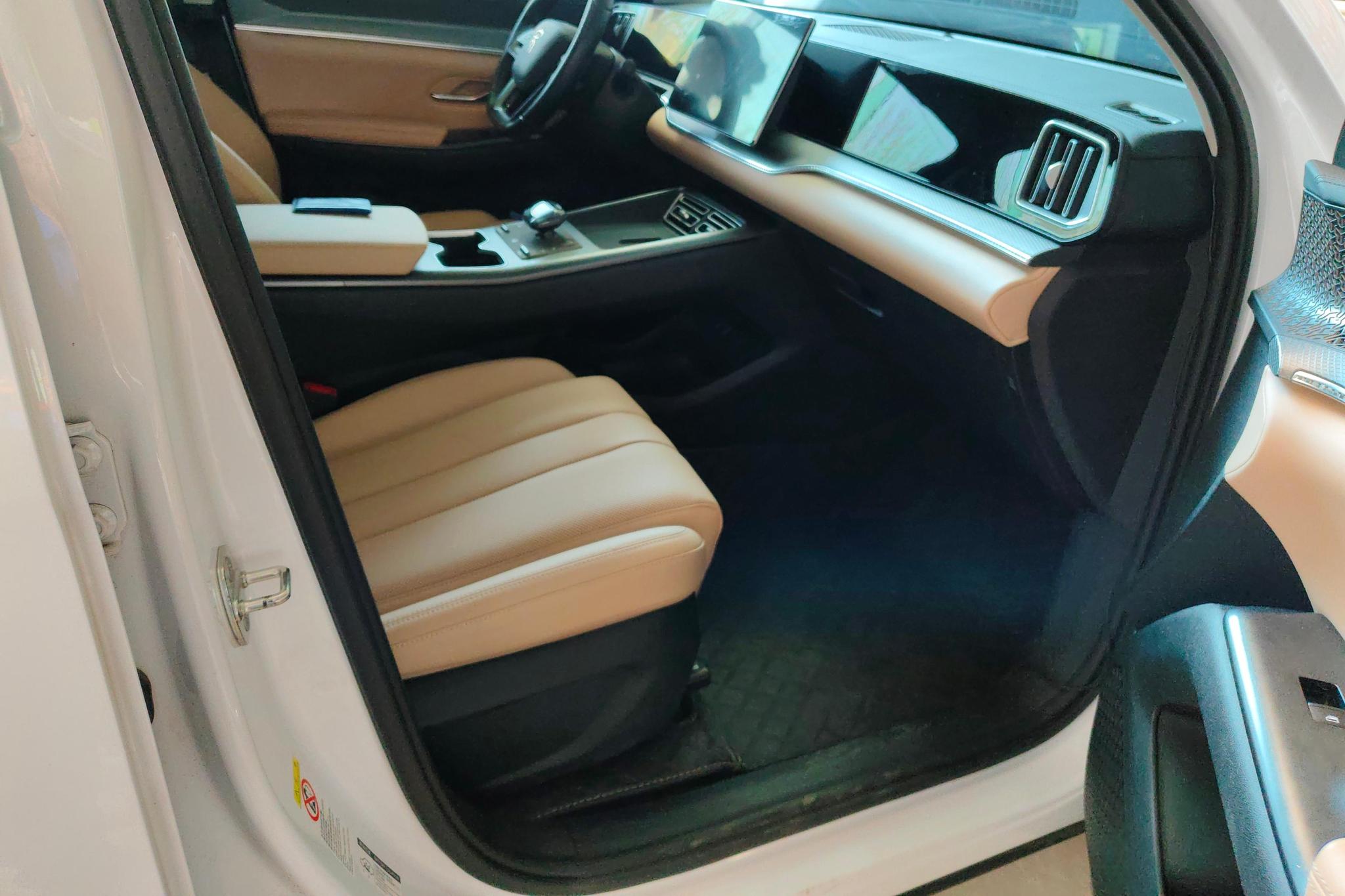 BYD Song Pro DM Pro DM 2025 Smart Drive DM-i 75KM Lead