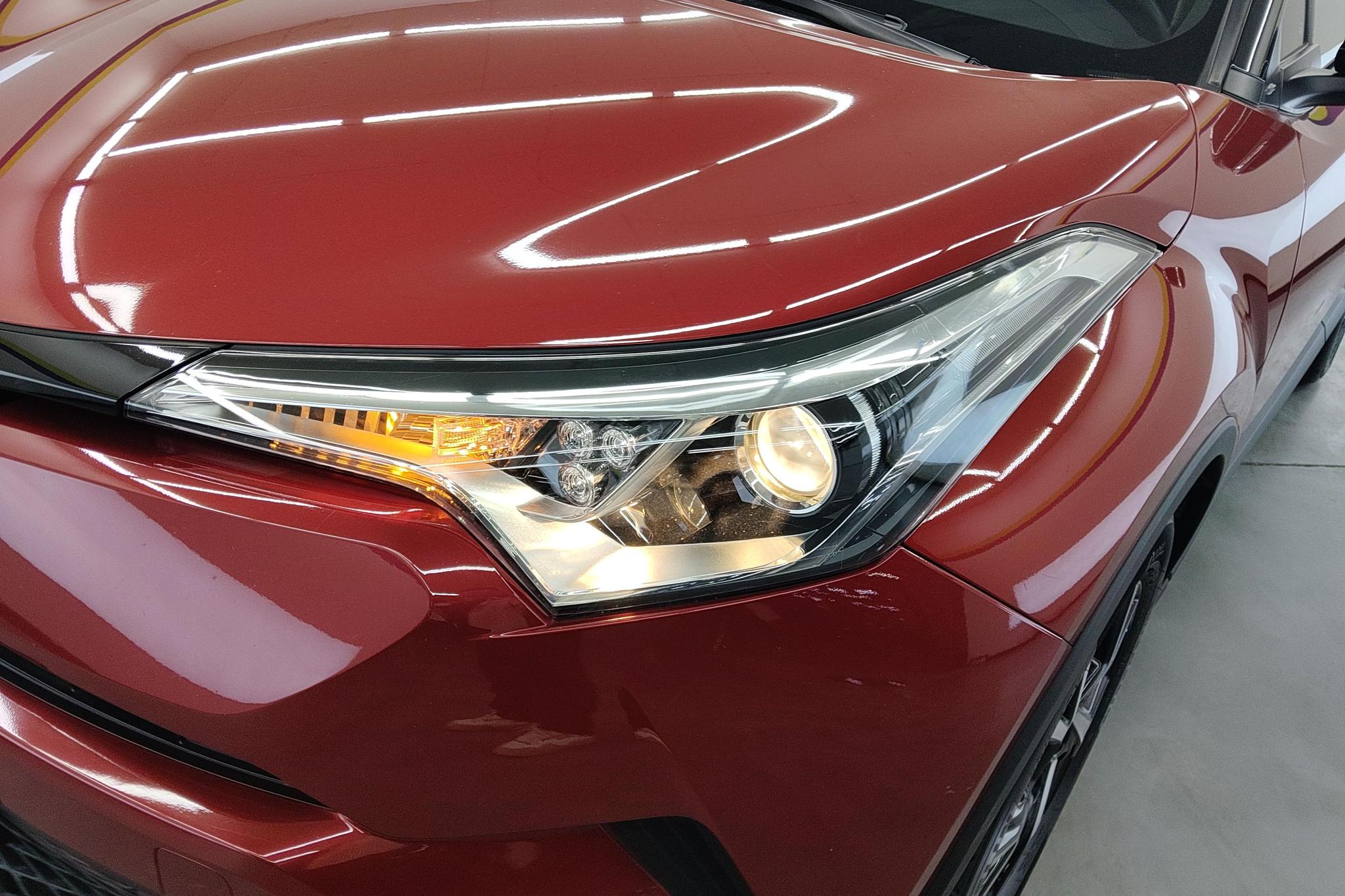 Toyota C-HR 2018 2.0L Lead VI