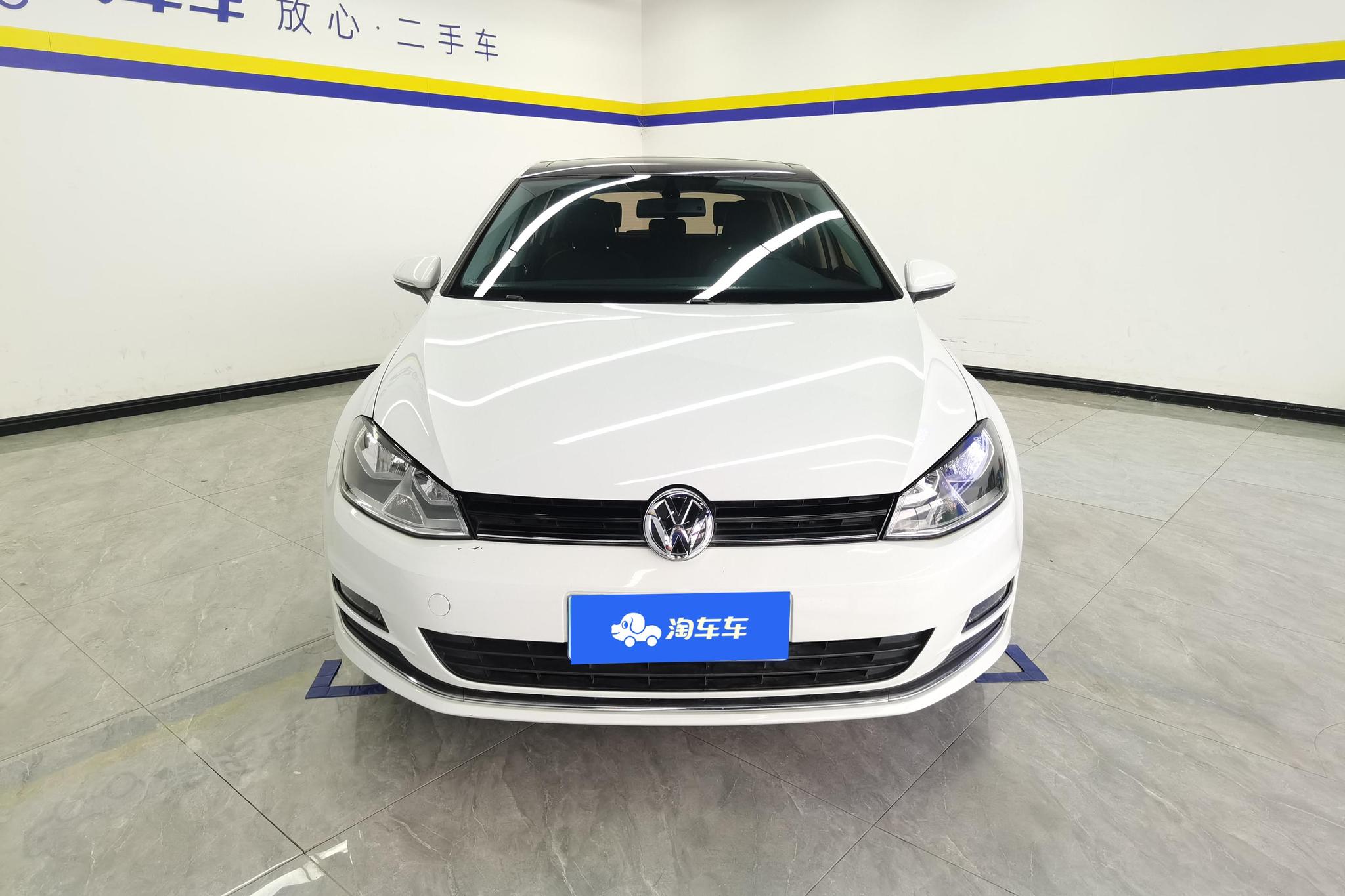 Volkswagen Golf 2016 230TSI AT Luxury