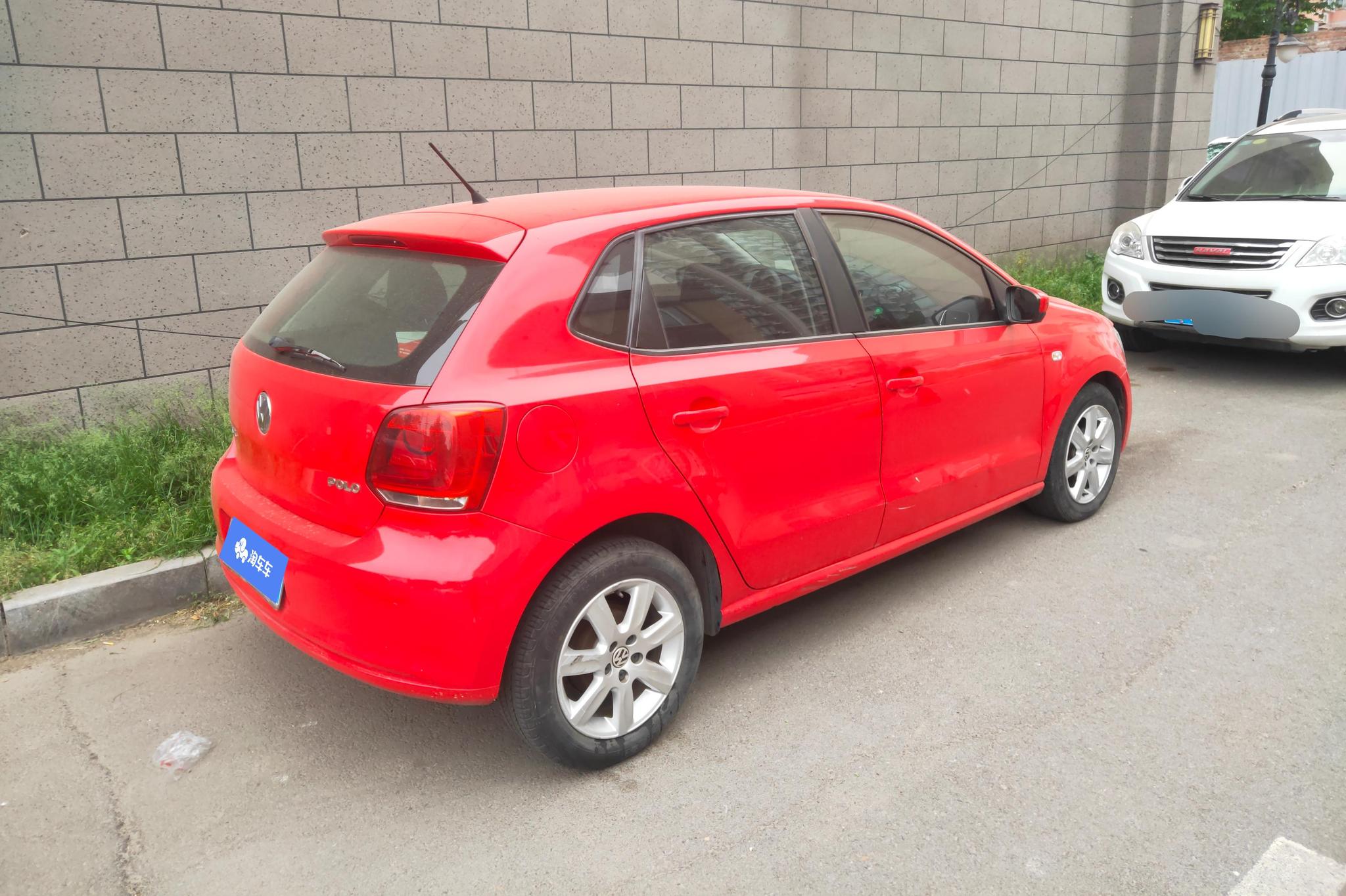 Volkswagen Polo 2013 1.4L AT Comfort