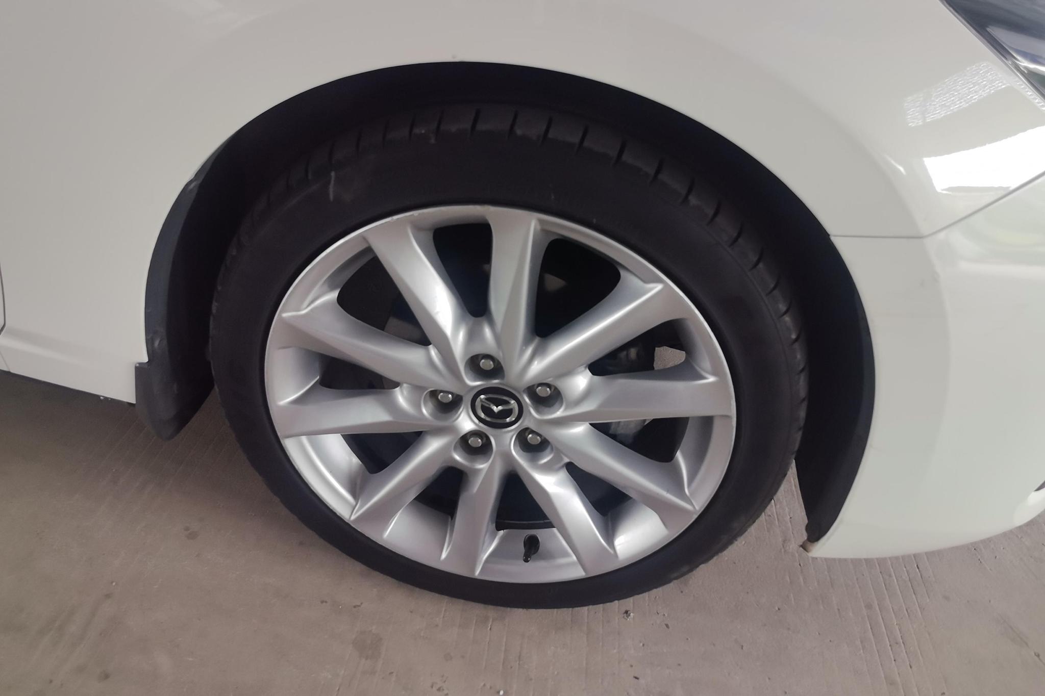 Mazda Mazda3 3 2017 2.0L AT Luxury V