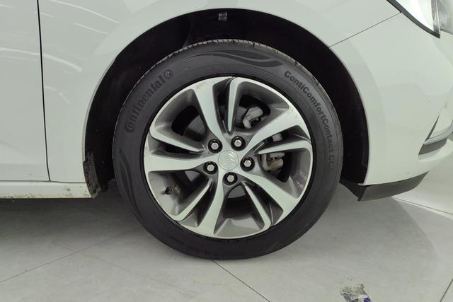 Buick Verano 2020 20 T CVTLeading — фото 4