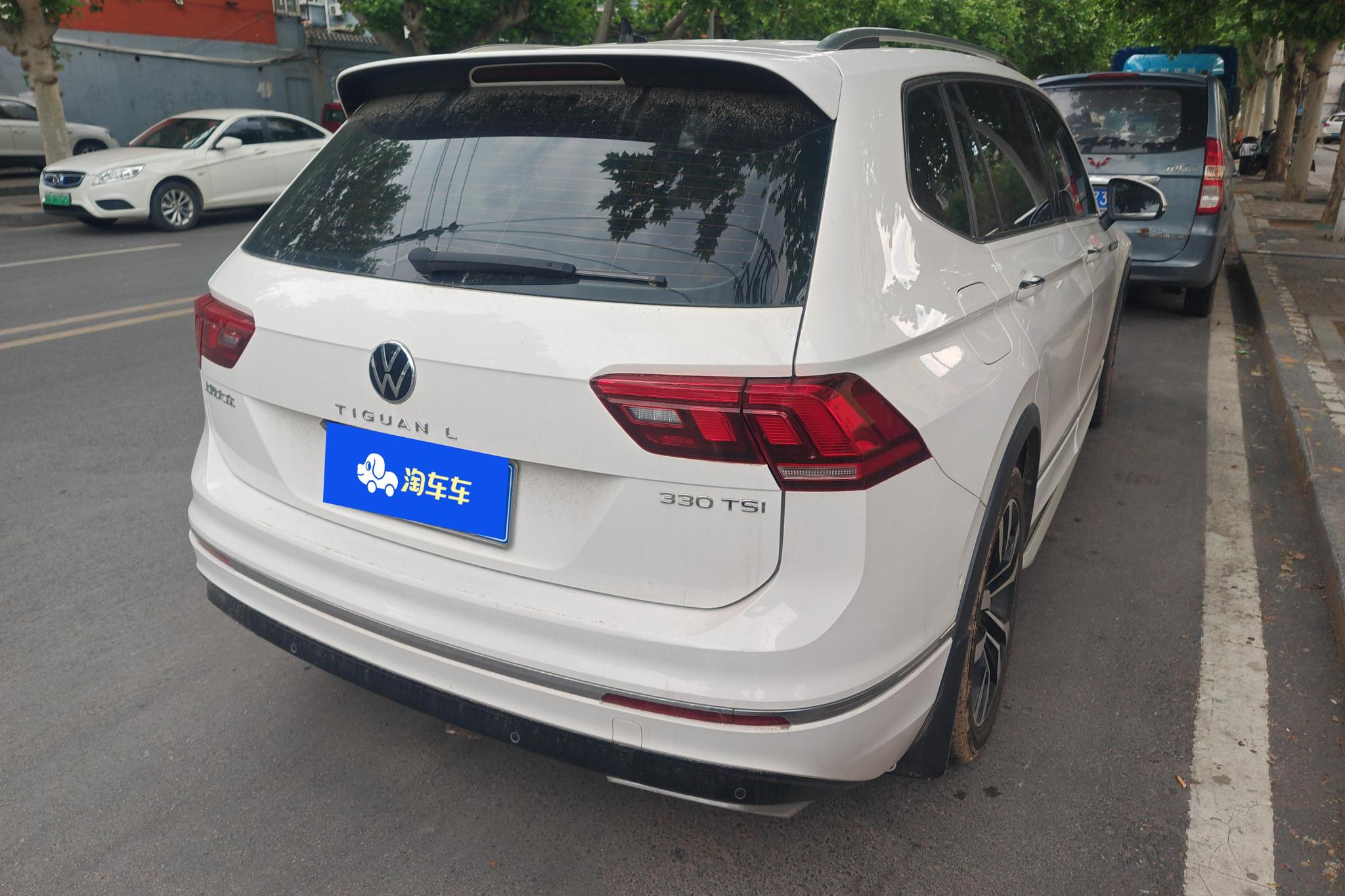 Volkswagen Tiguan L L 2021 330TSI AT R-Line