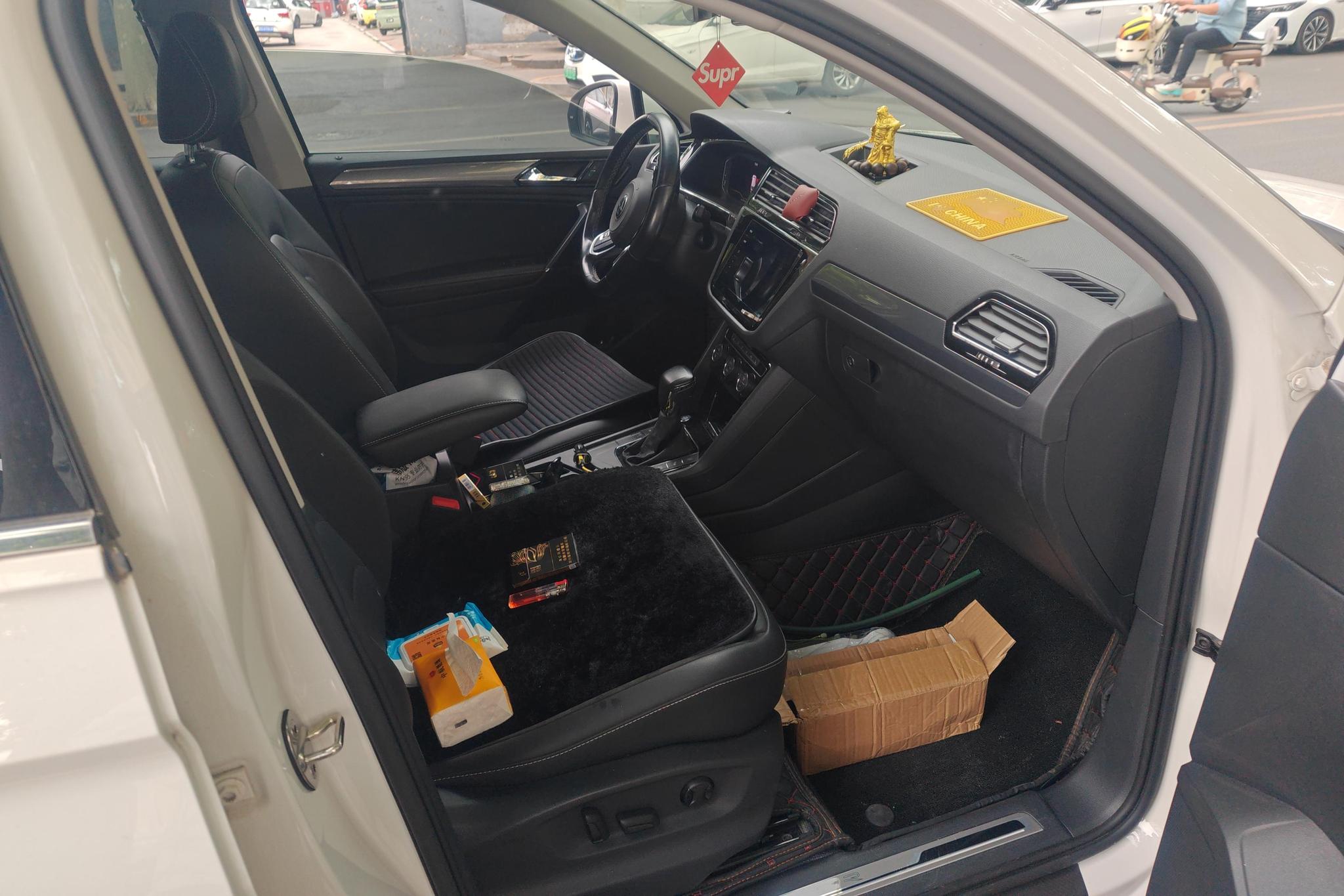 Volkswagen Tiguan L L 2021 330TSI AT R-Line