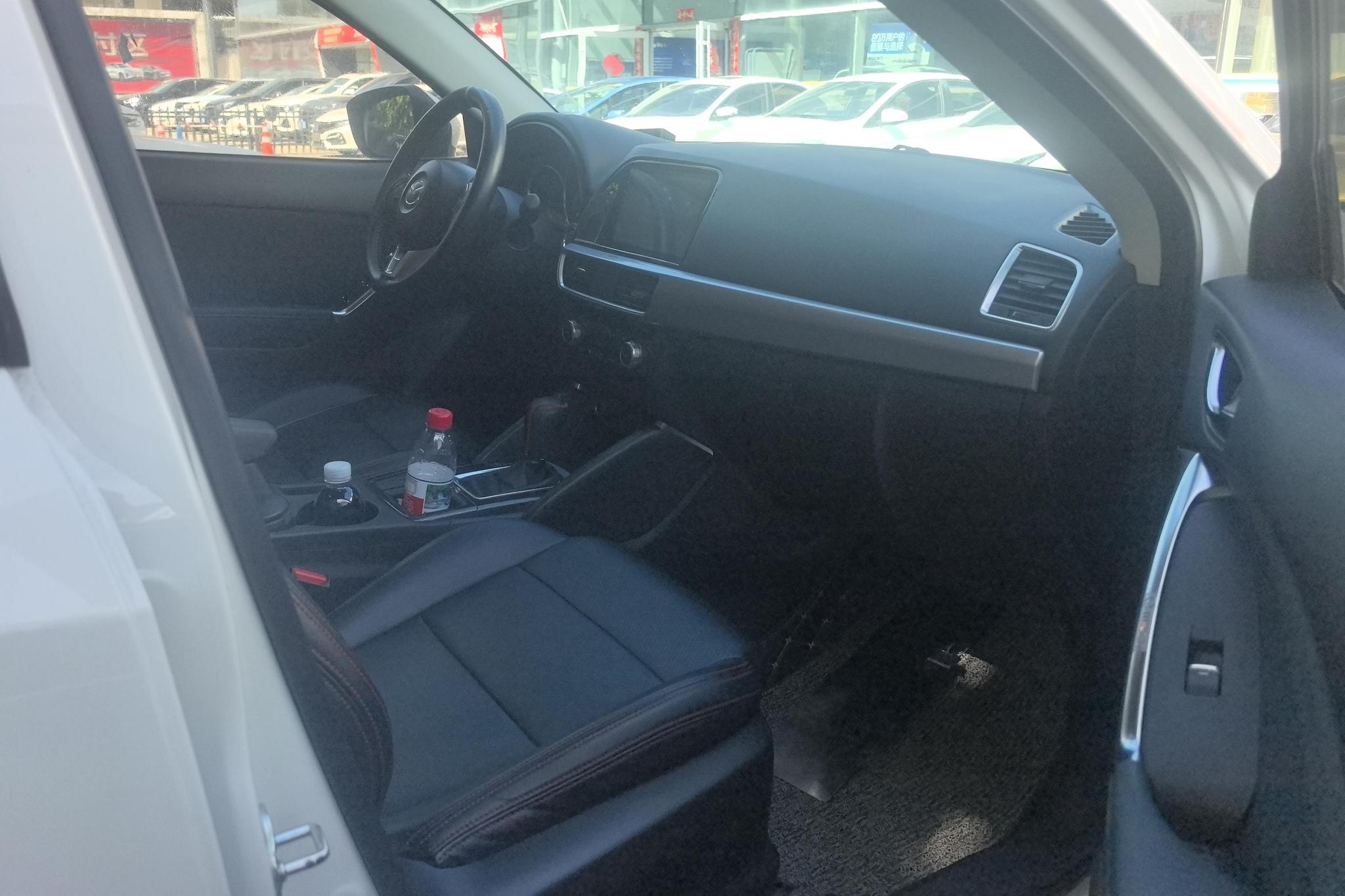 Mazda CX-5 2015 2.0L AT