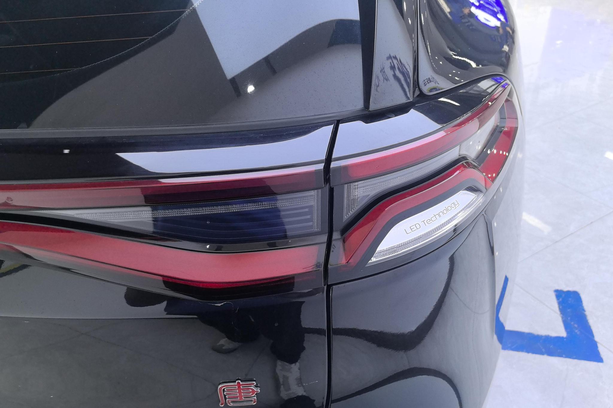 BYD Tang 2019 2.0T AT 7 мест VI