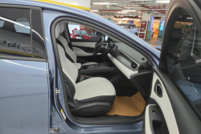 BYD Seal 05 — фото 16