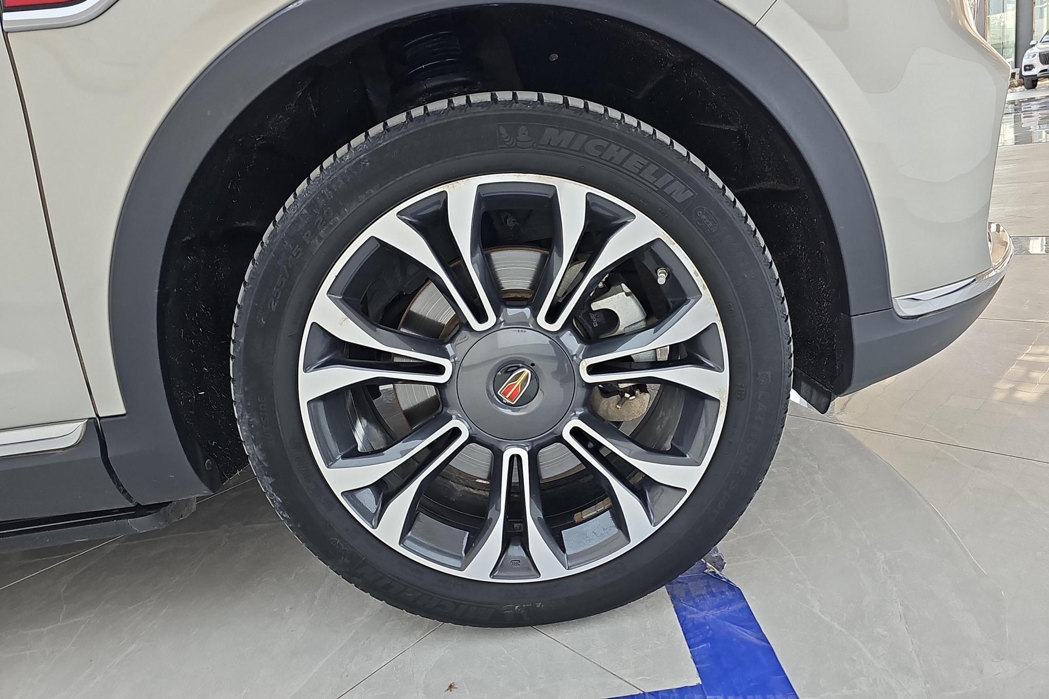 Hongqi HS5 2019 2.0T