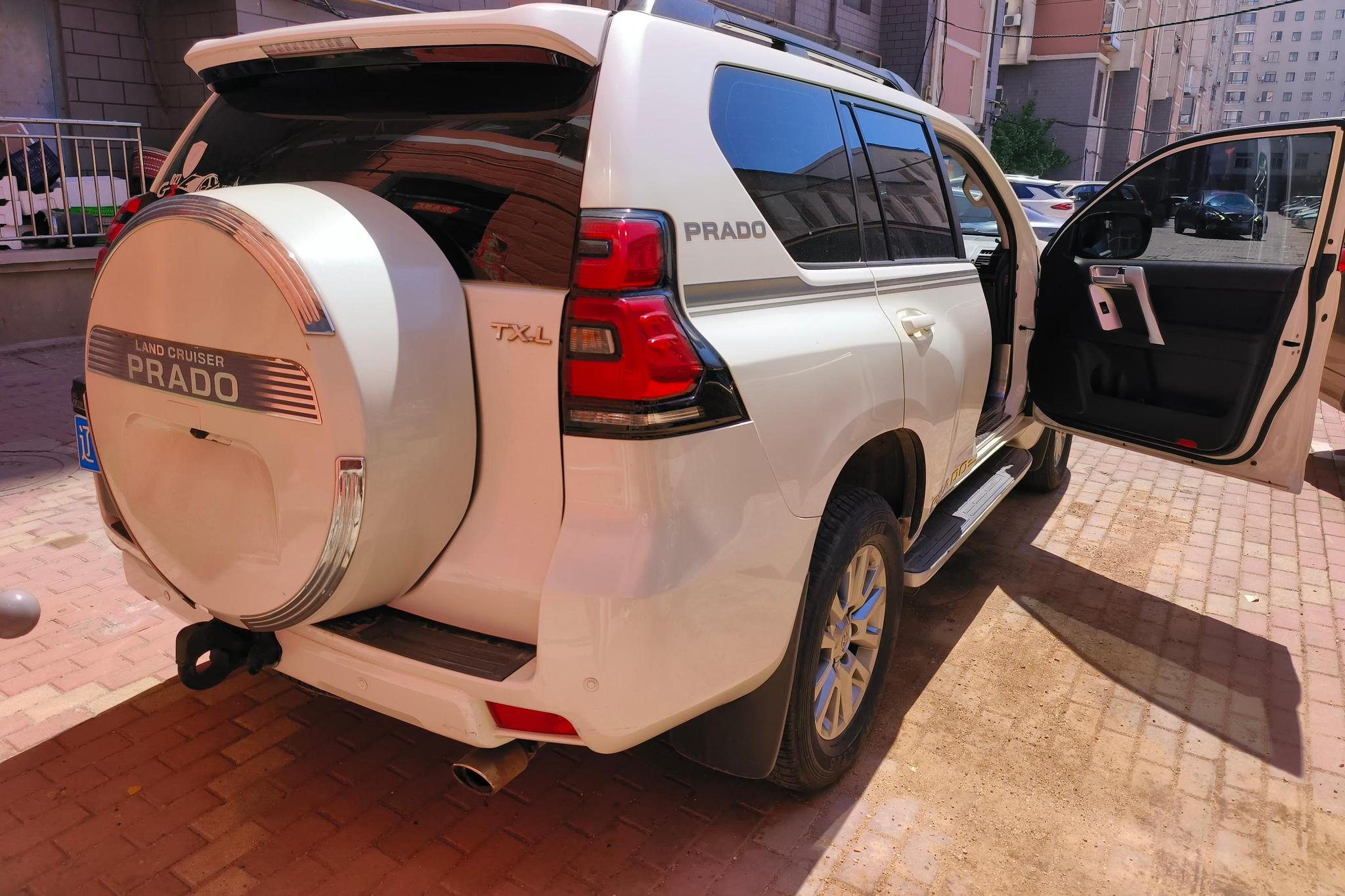 Toyota Land Cruiser Prado 2018 3.5L AT SX