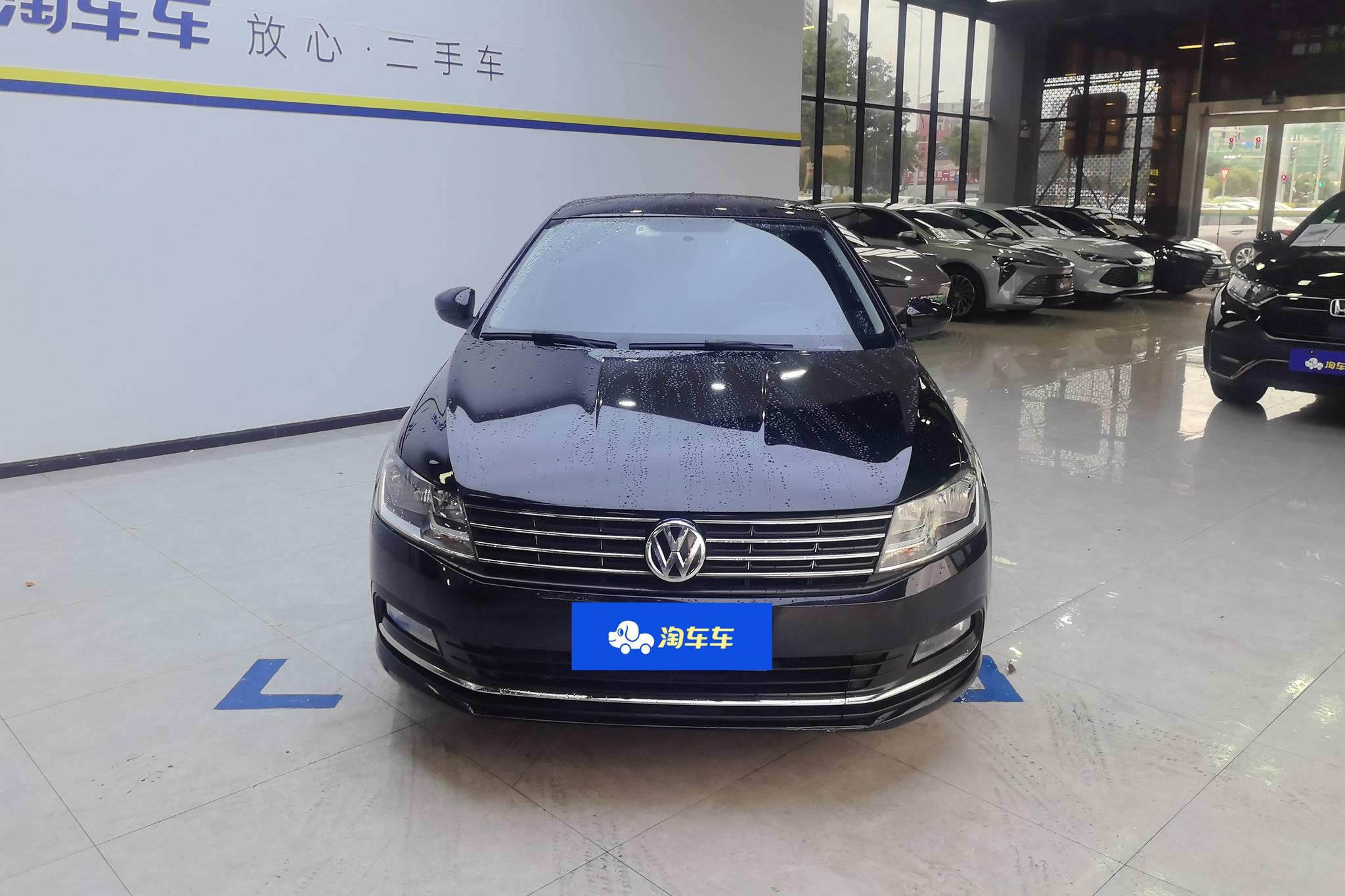 Volkswagen Lavida 2015 1.6L AT Comfort