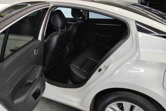 Nissan Teana 2019 2.0 L XL — фото 15