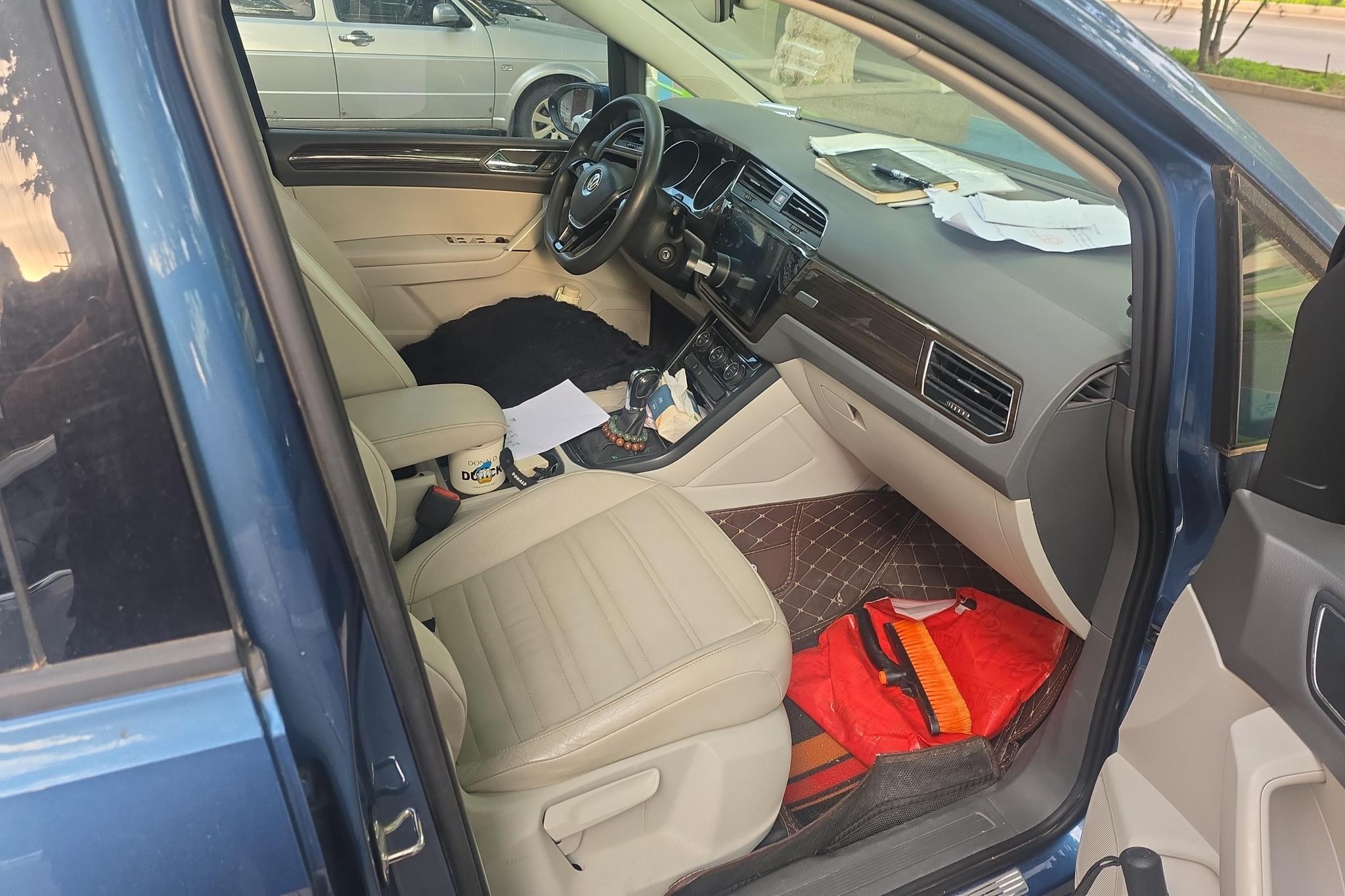 Volkswagen L 2016 280TSI AT Comfort