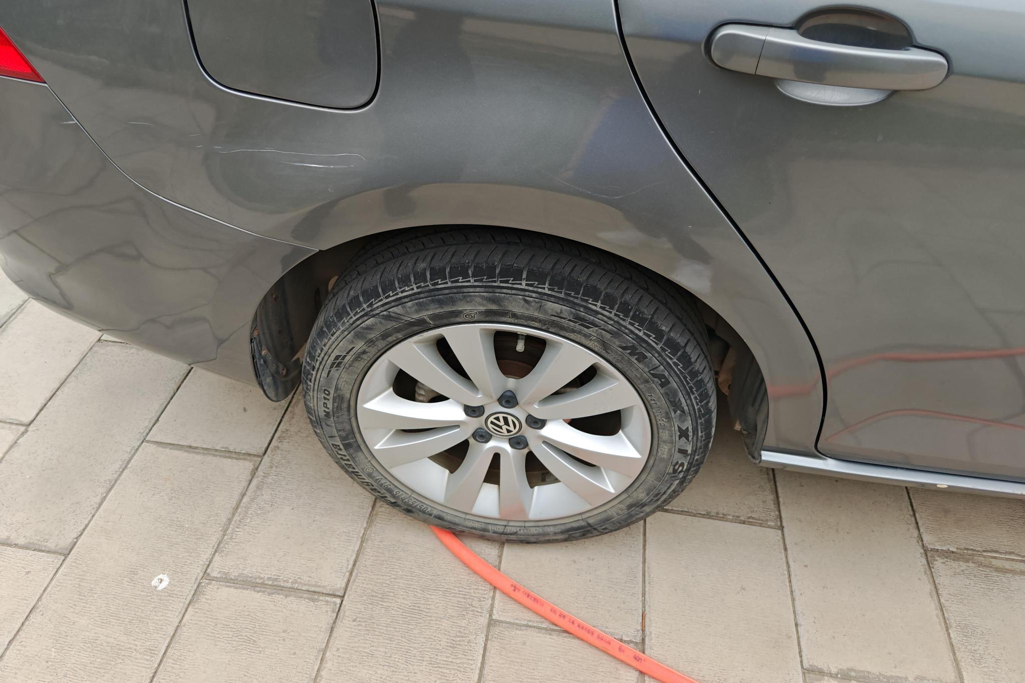 Volkswagen Bora 2012 1.6L MT Fashion