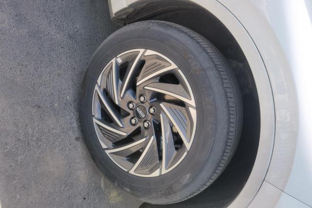 Lincoln Corsair 2024 1.5 T 2 WD Hybrid — фото 7