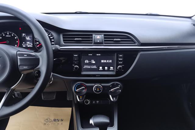 Kia K2 2017 1.4 L AT 15 GLS — фото 11