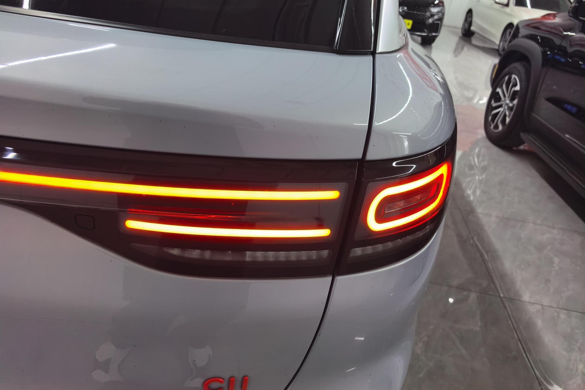 Leapmotor C11