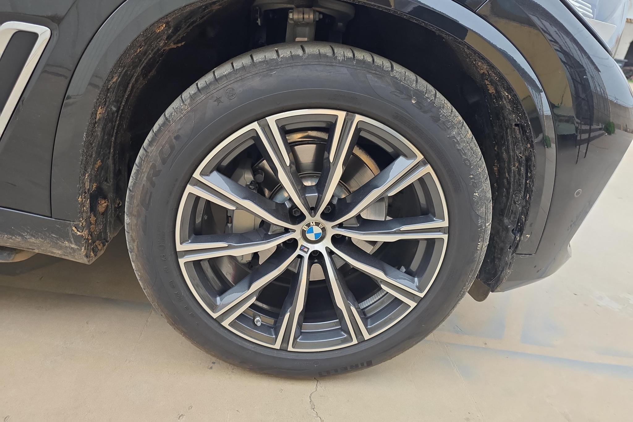 BMW X5 2022 xDrive 30Li M Sport