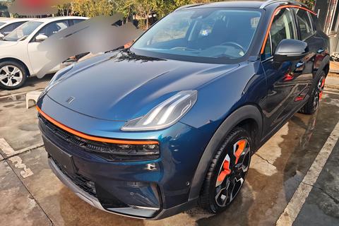 Lynk & Co 06