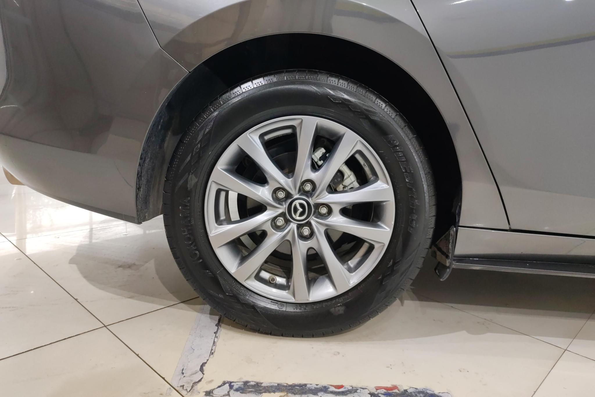 Mazda Mazda3 3 2021 2.0L AT