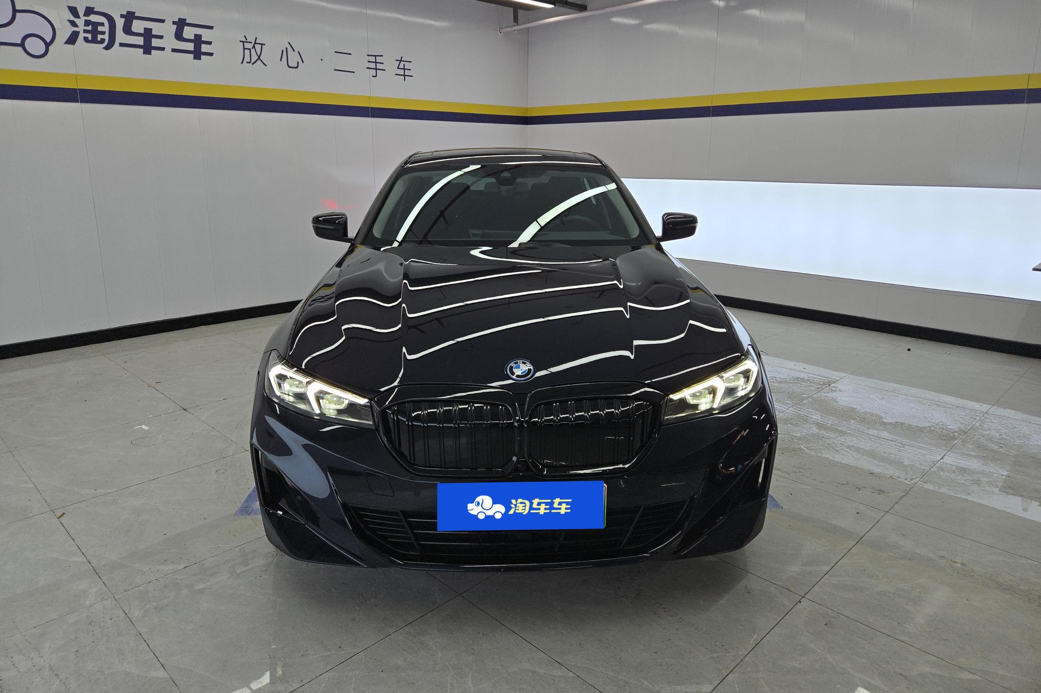 BMW i3 2023 eDrive35L