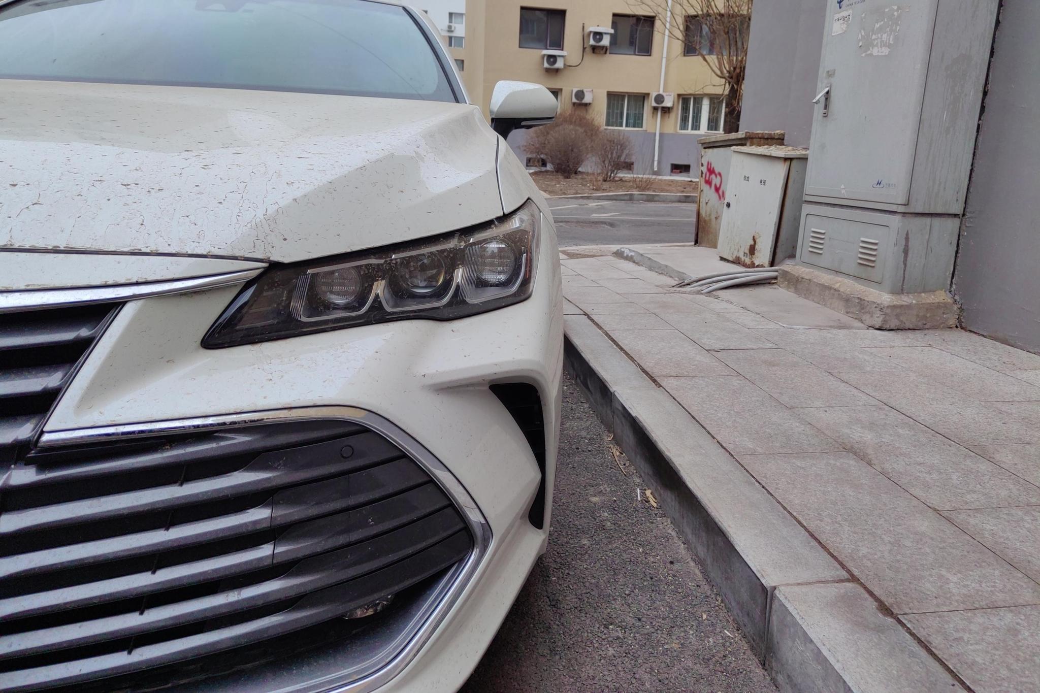 Toyota Avalon 2019 2.5L XLE Luxury VI