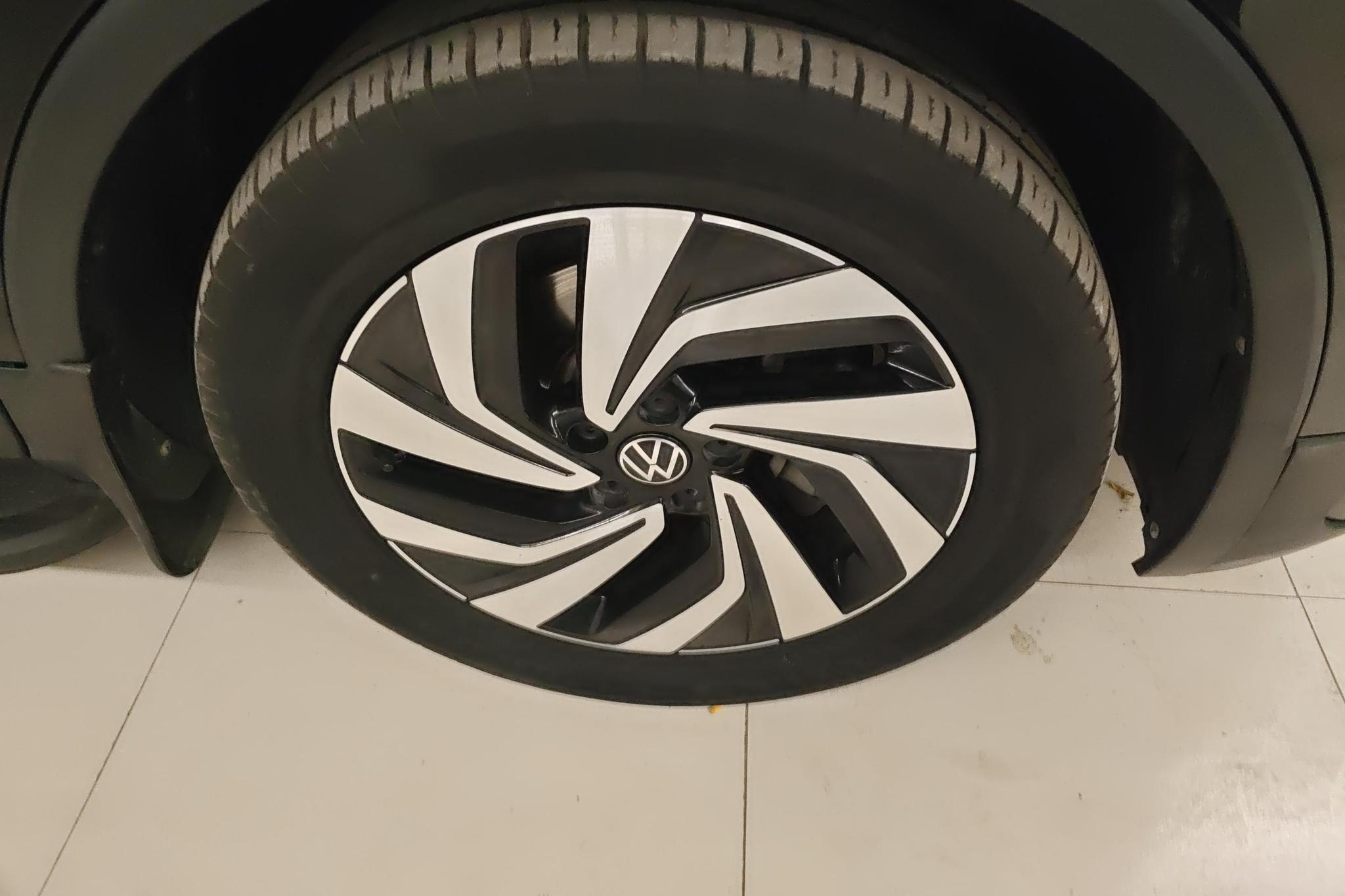Volkswagen Tiguan L id 4440016 из Китая 13