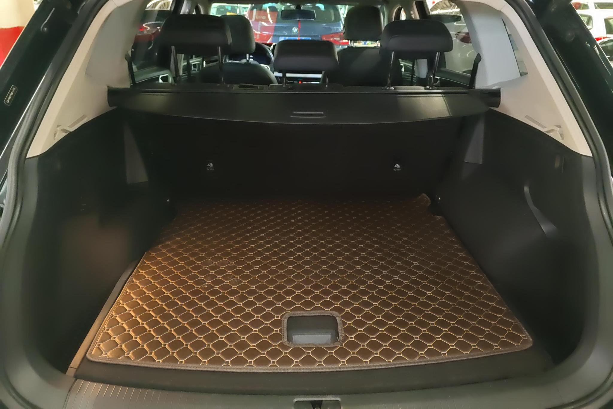 Volkswagen Tiguan L id 4440016 из Китая 16