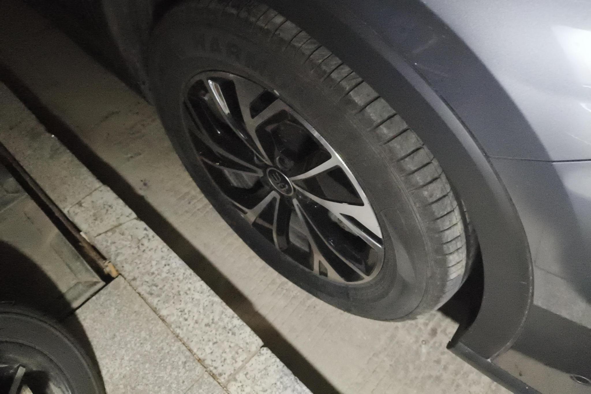 BYD Song Pro DM Pro DM 2025 Smart Drive DM-i 75KM Lead