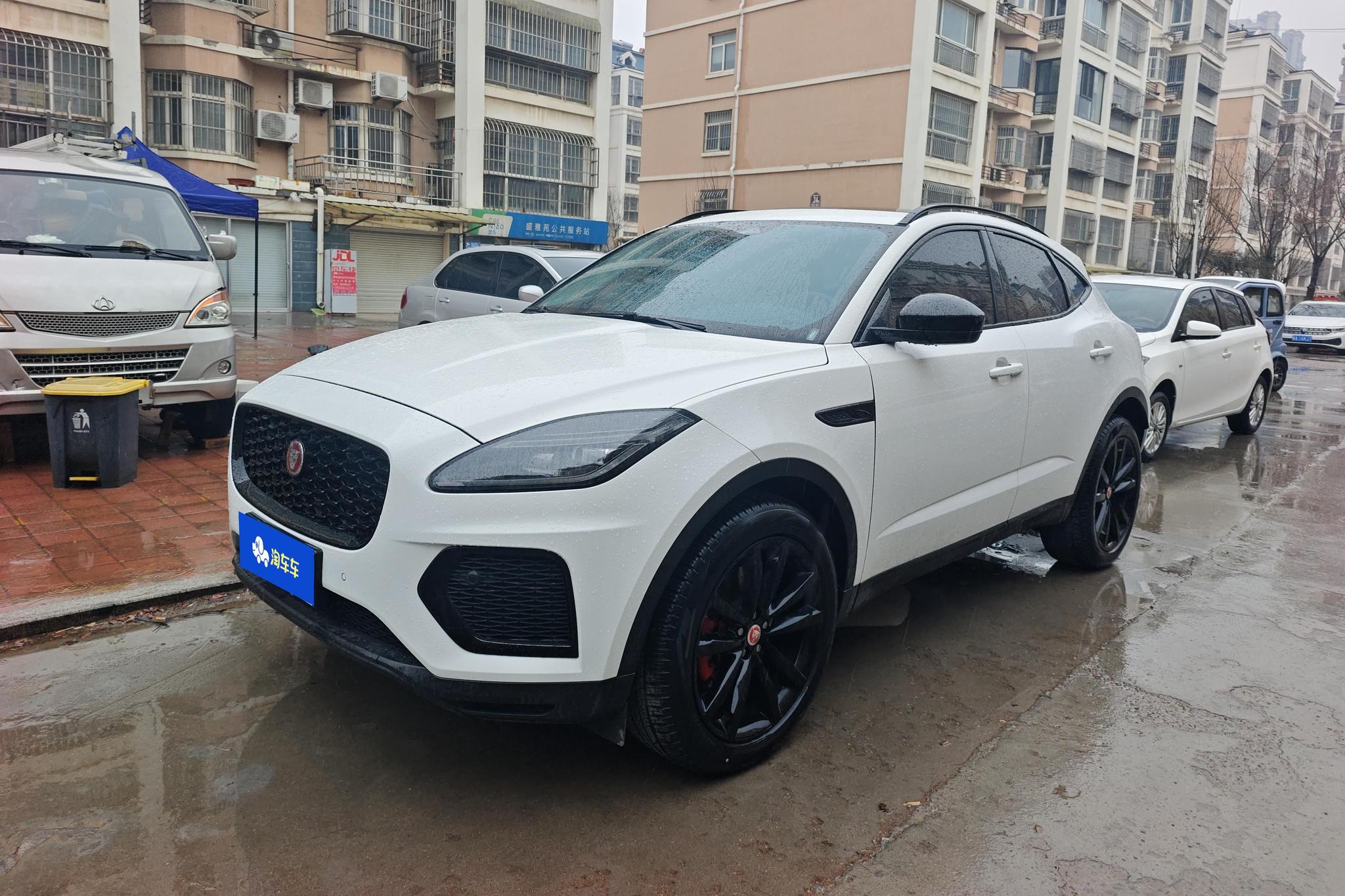 Jaguar E-PACE