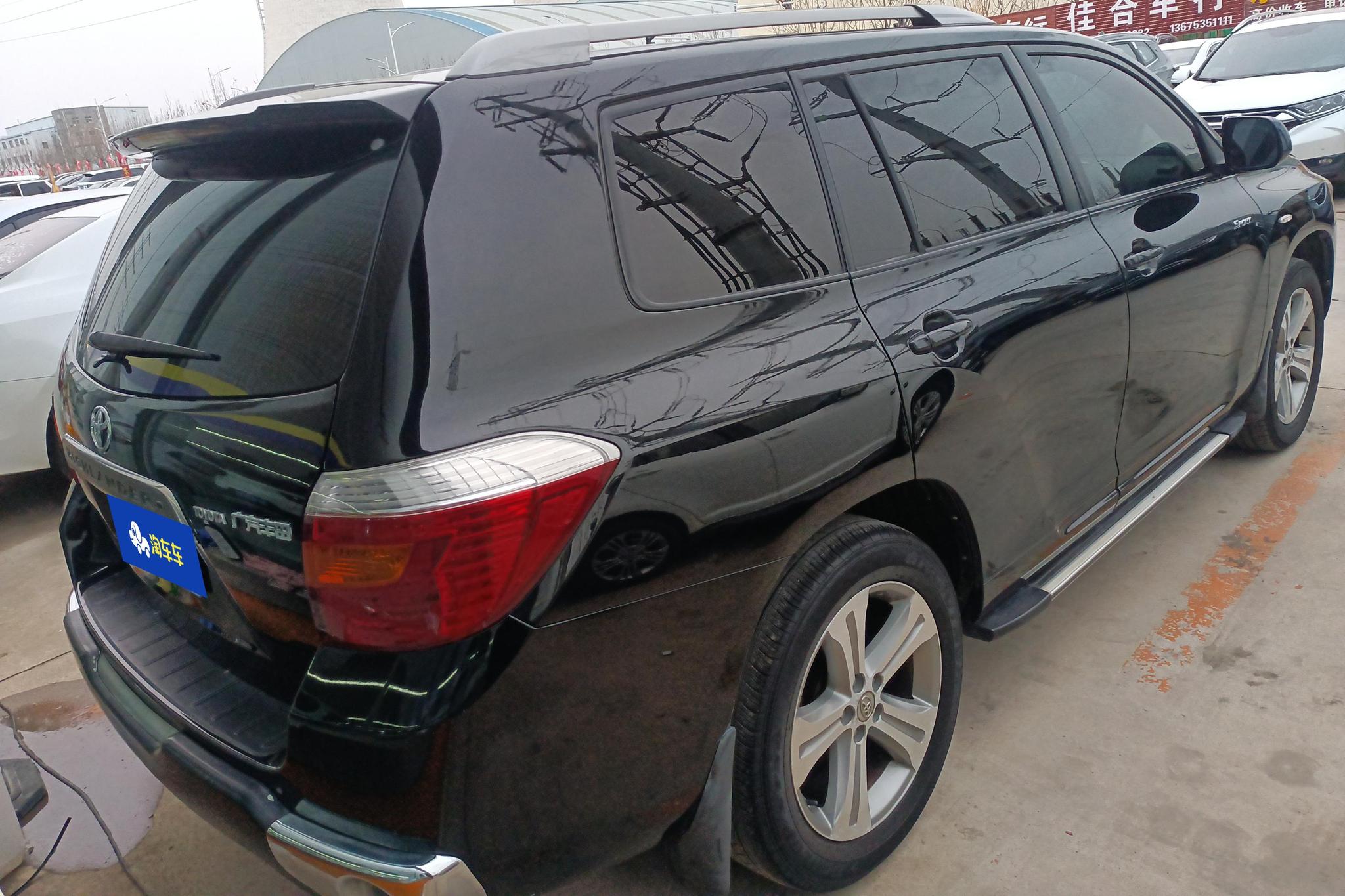 Toyota Highlander 2012 2.7L 7 мест