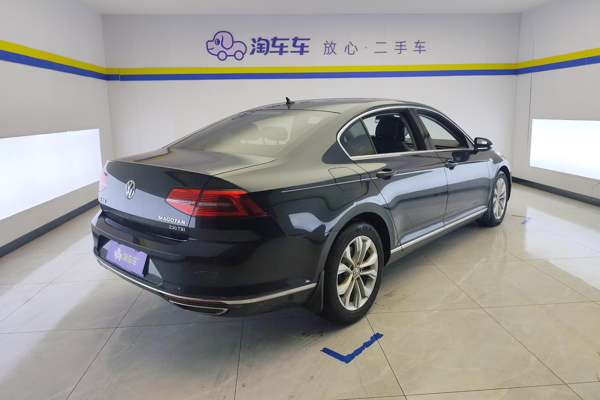 Volkswagen Magotan 2019 330TSI DSG Luxury VI