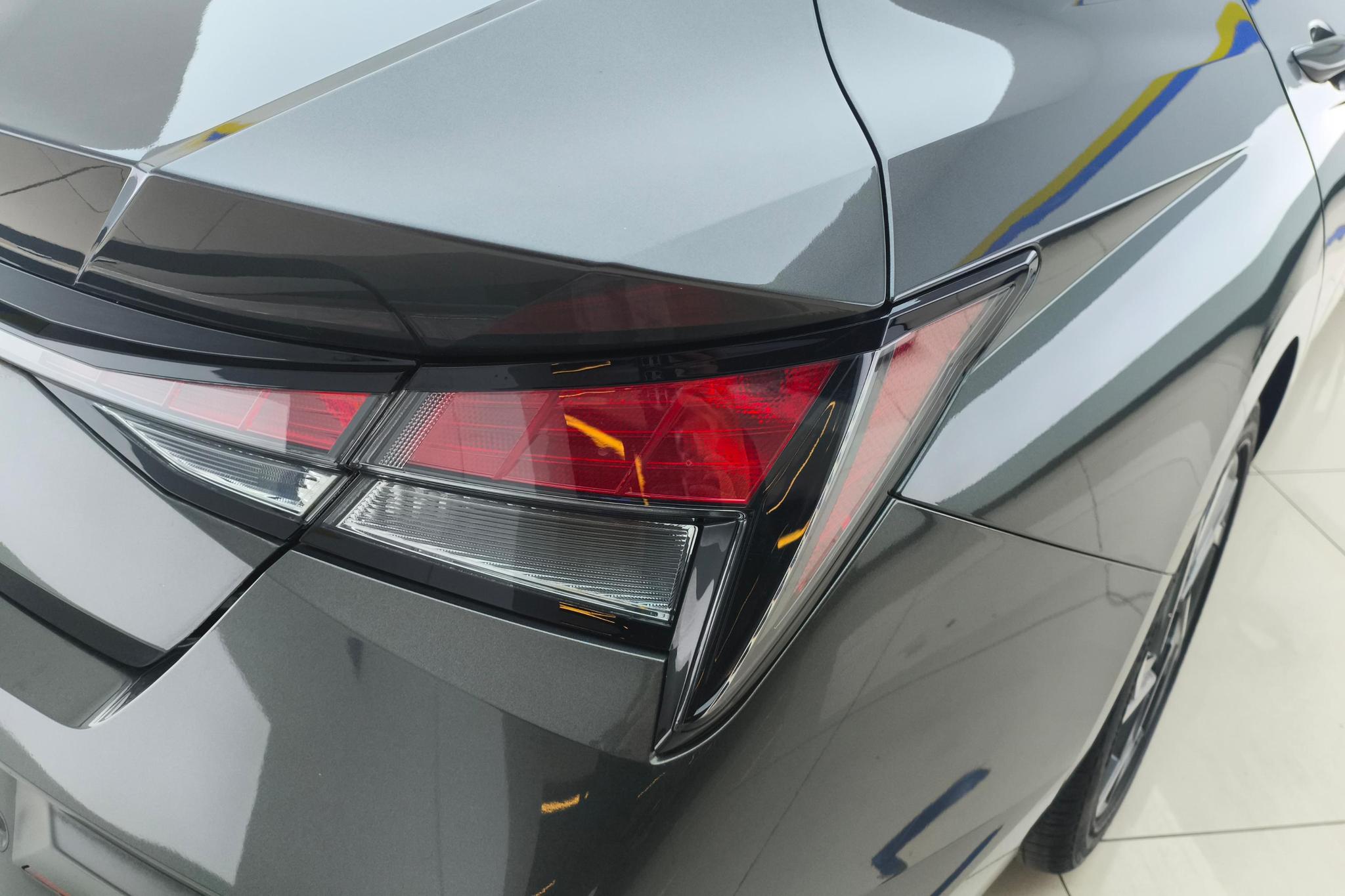Hyundai Elantra 2023 1.5L CVT GLX Elite