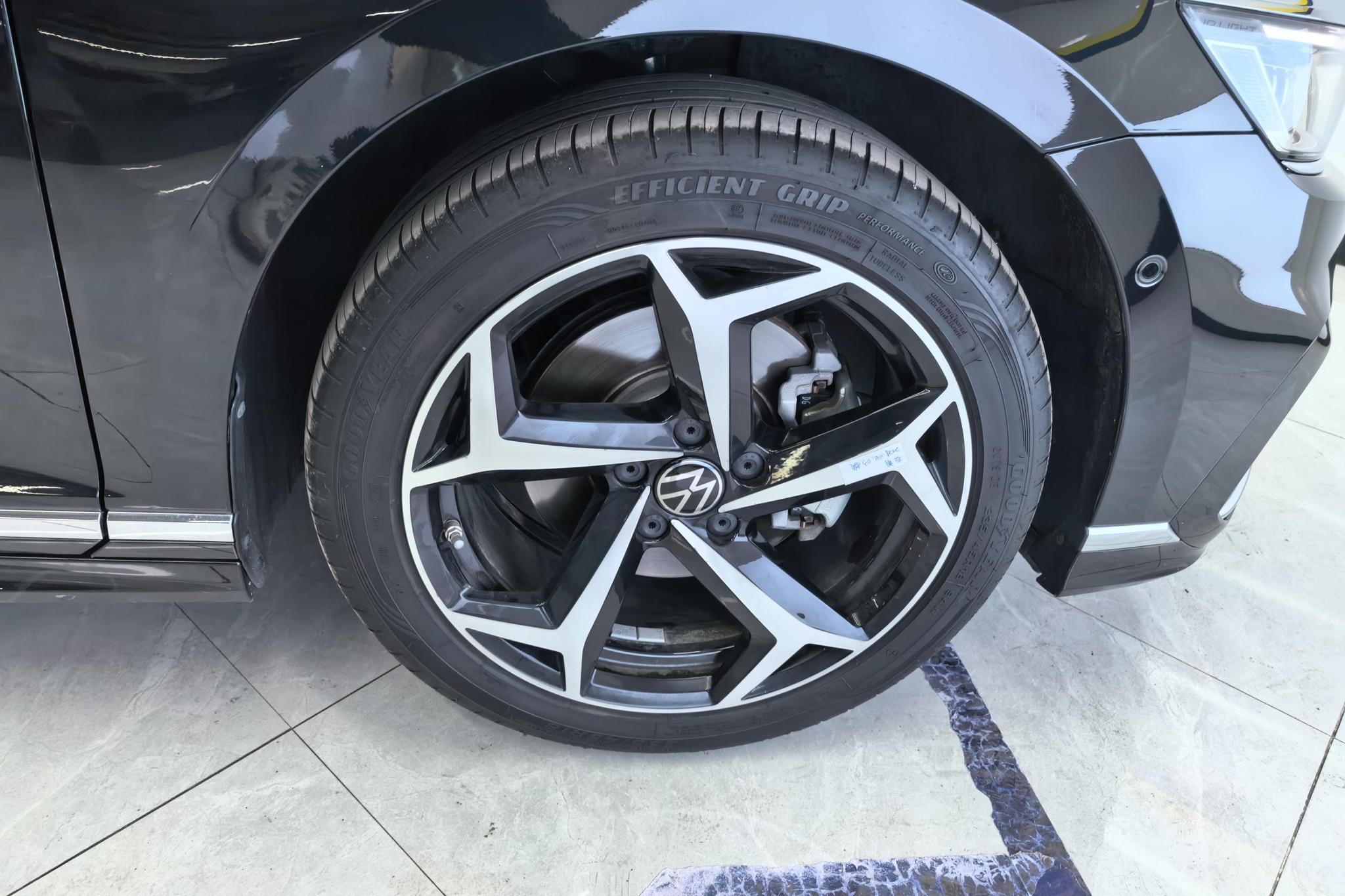 Volkswagen Magotan 2023 200 380TSI DSG Flagship