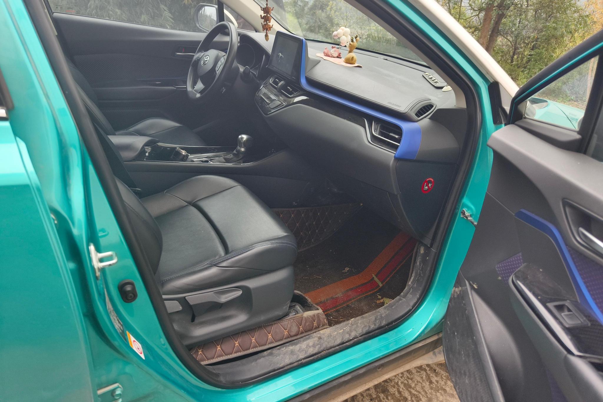 Toyota C-HR 2020 2.0L Lead