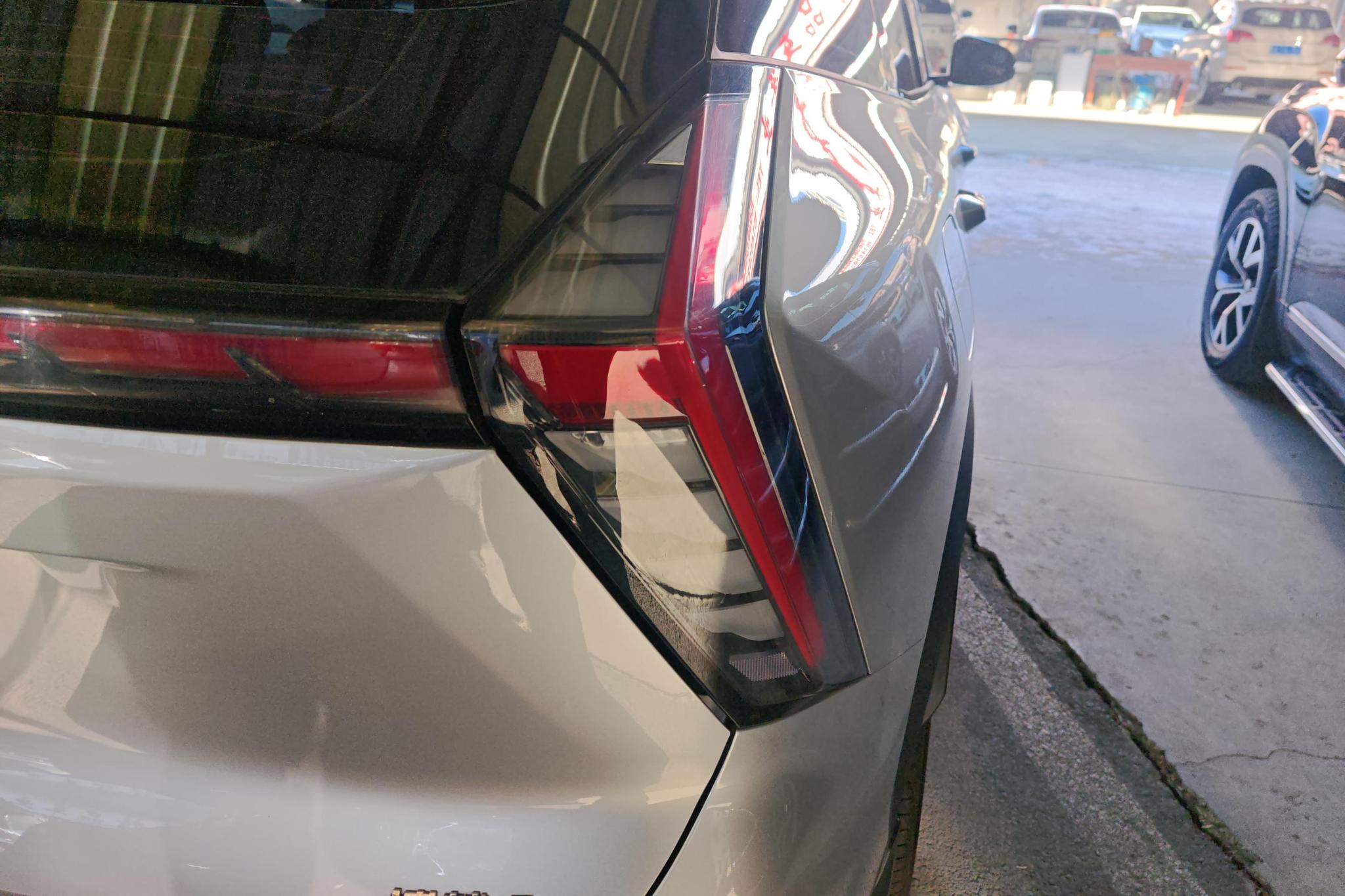 Geely Boyue L L 2023 1.5TD DCT Luxury
