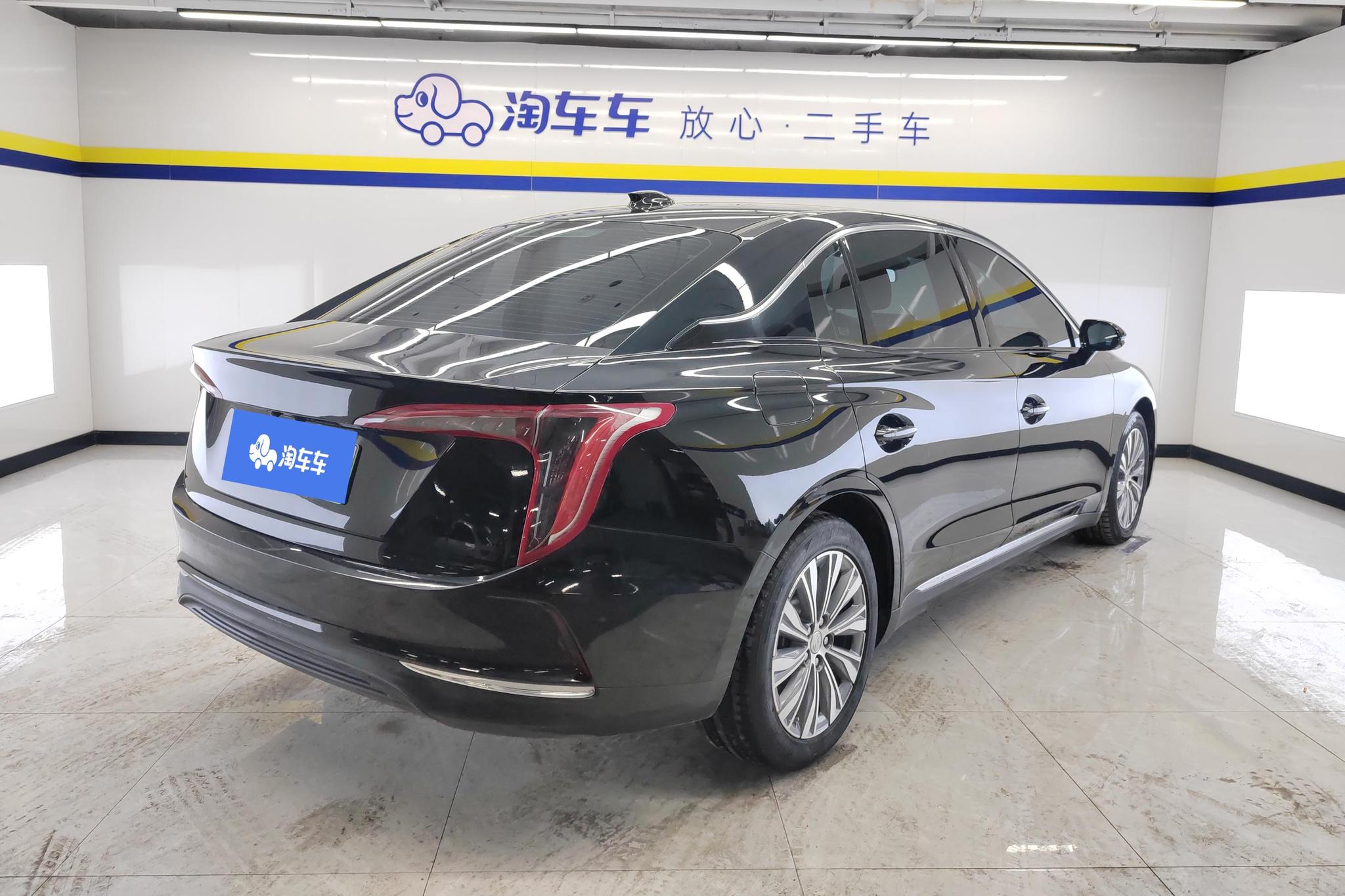 Hongqi E-QM5 2022 431km 5 мест