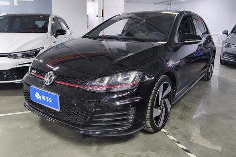 Volkswagen Golf GTI