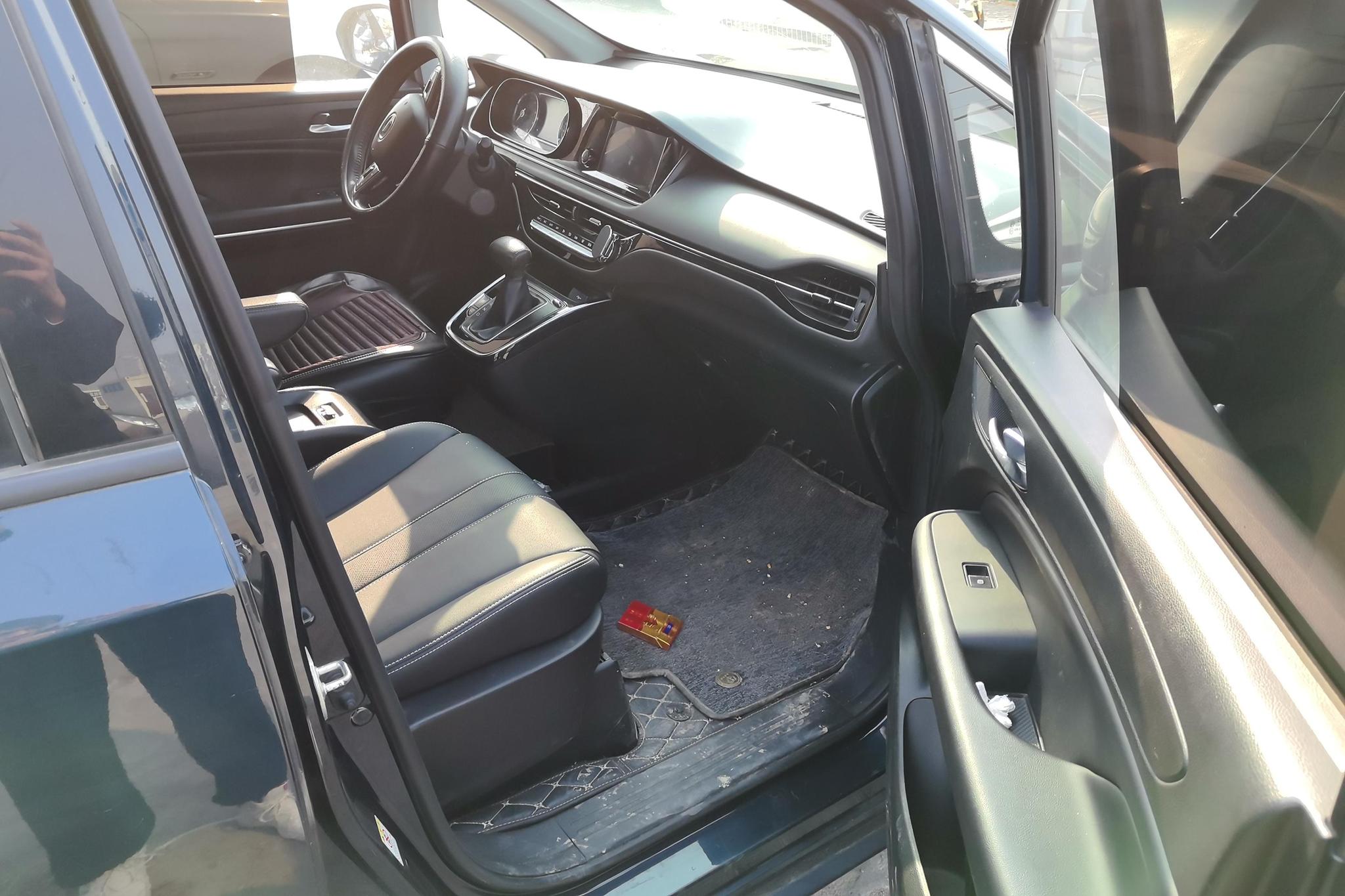 GAC M6 2021 270T AT Premium 7 мест