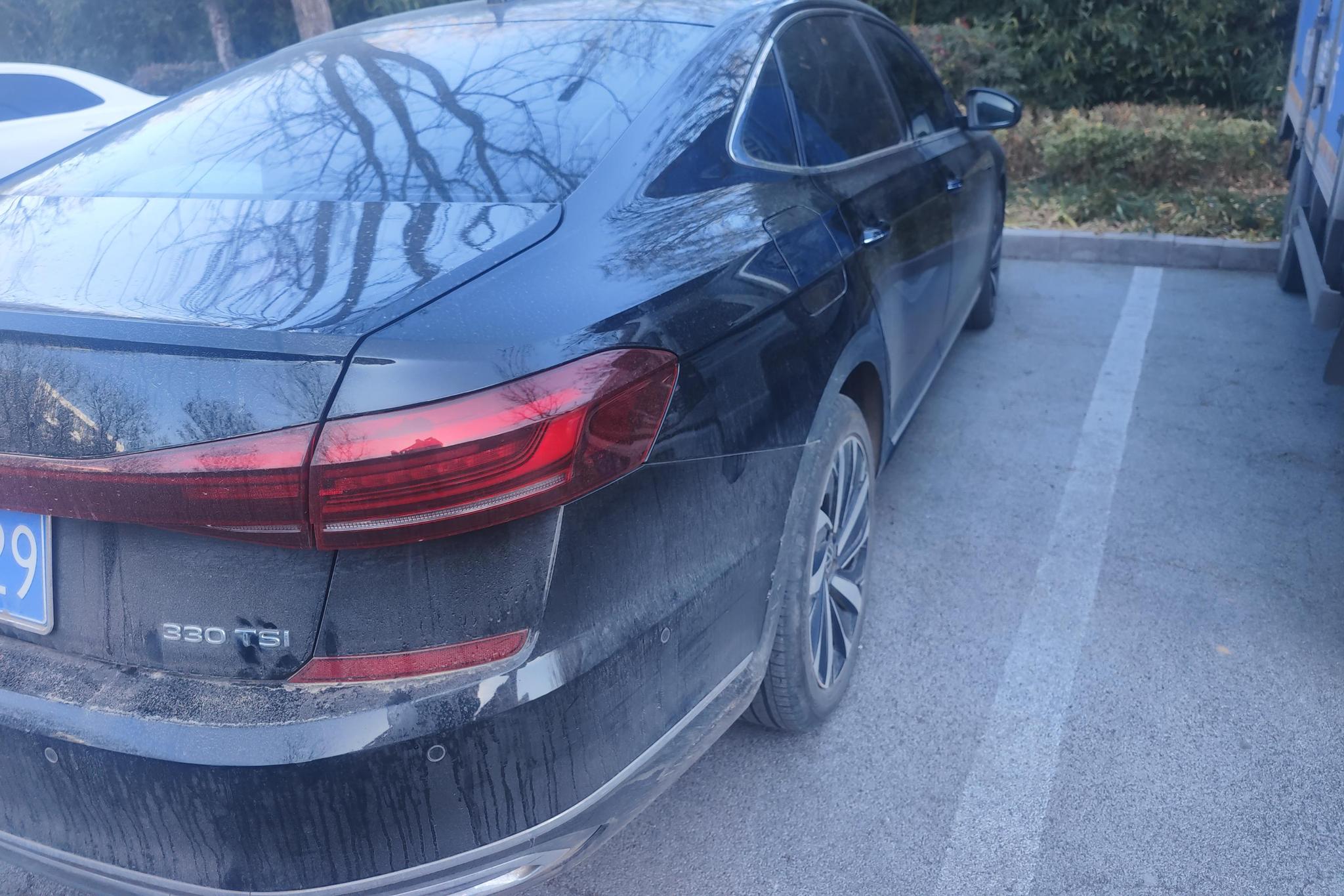 Volkswagen Passat 2022 330TSI Luxury