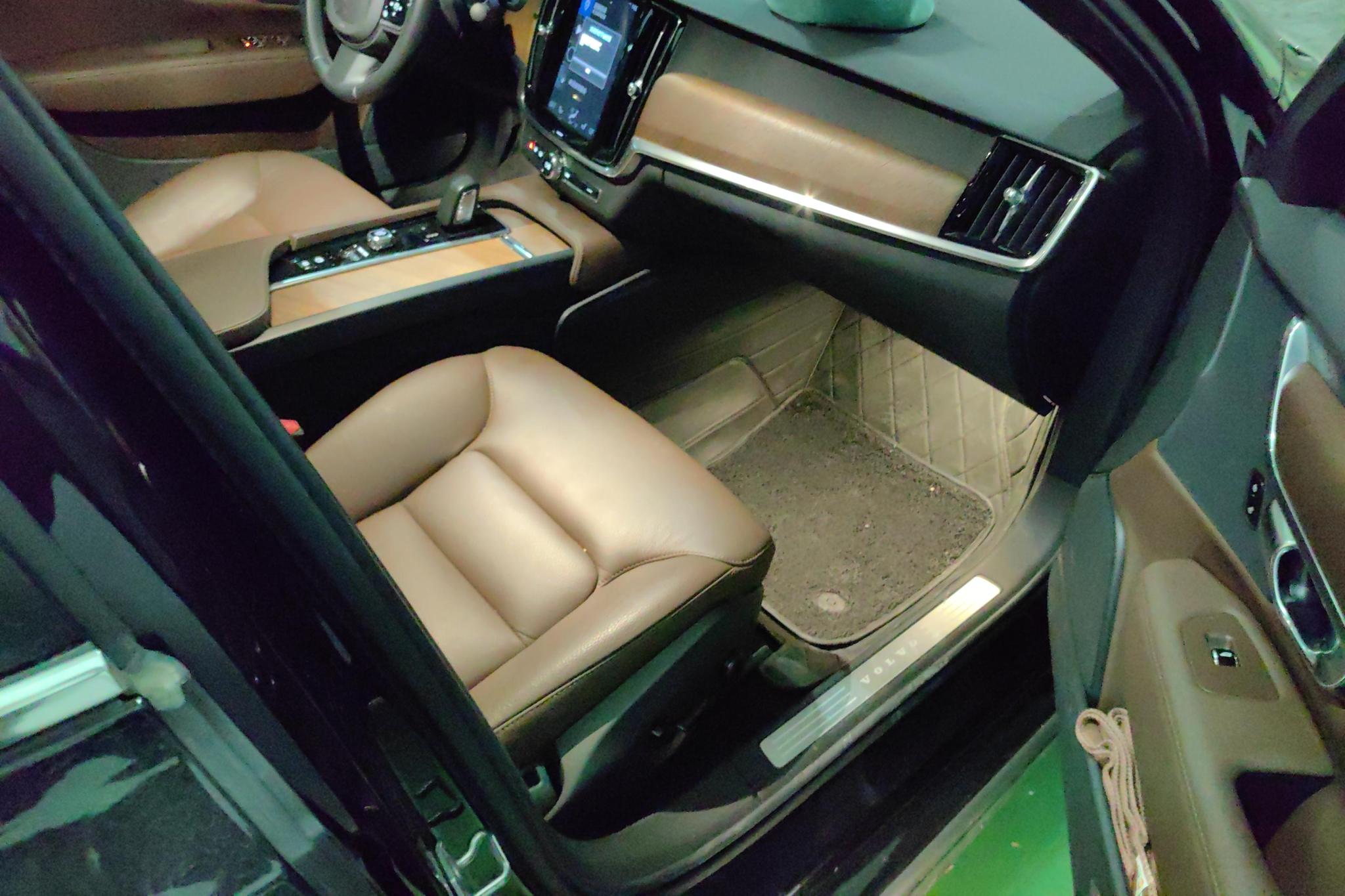 Volvo S90 2021 B5 Luxury