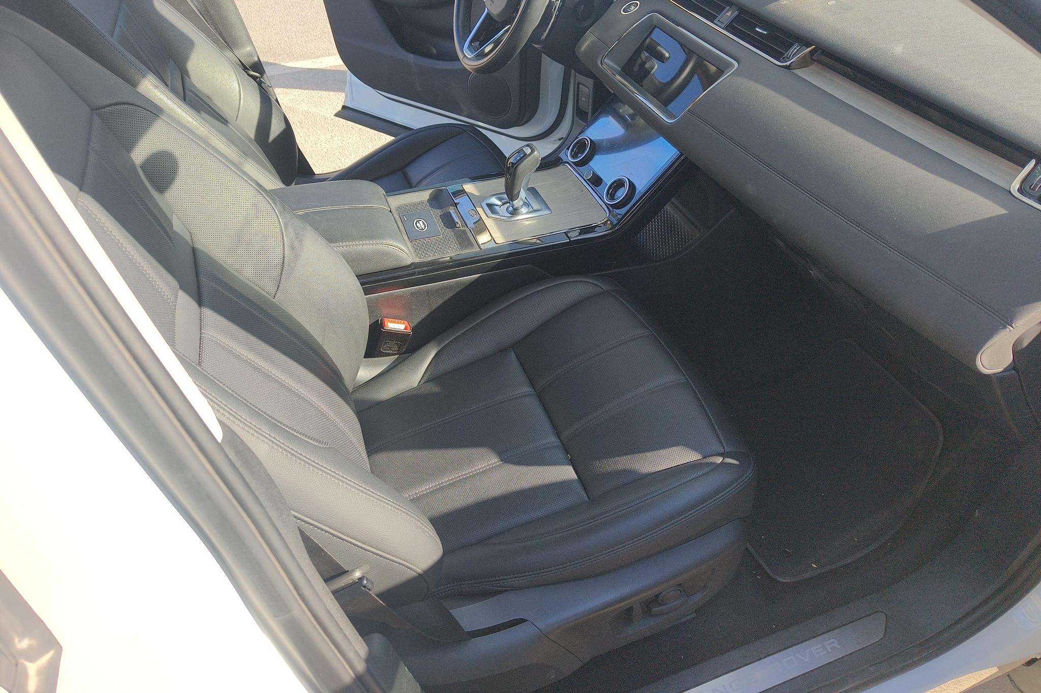 Land Rover Range Rover EvoquePHEV PHEV 2022 L P300e