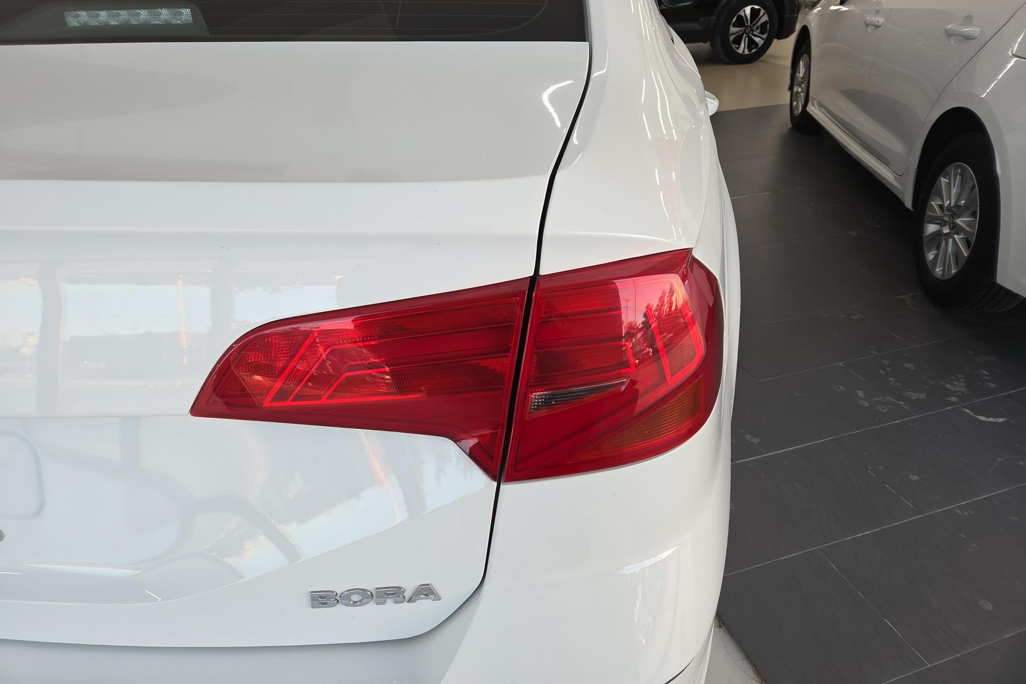 Volkswagen Bora 2019 1.5L AT Fashion VI