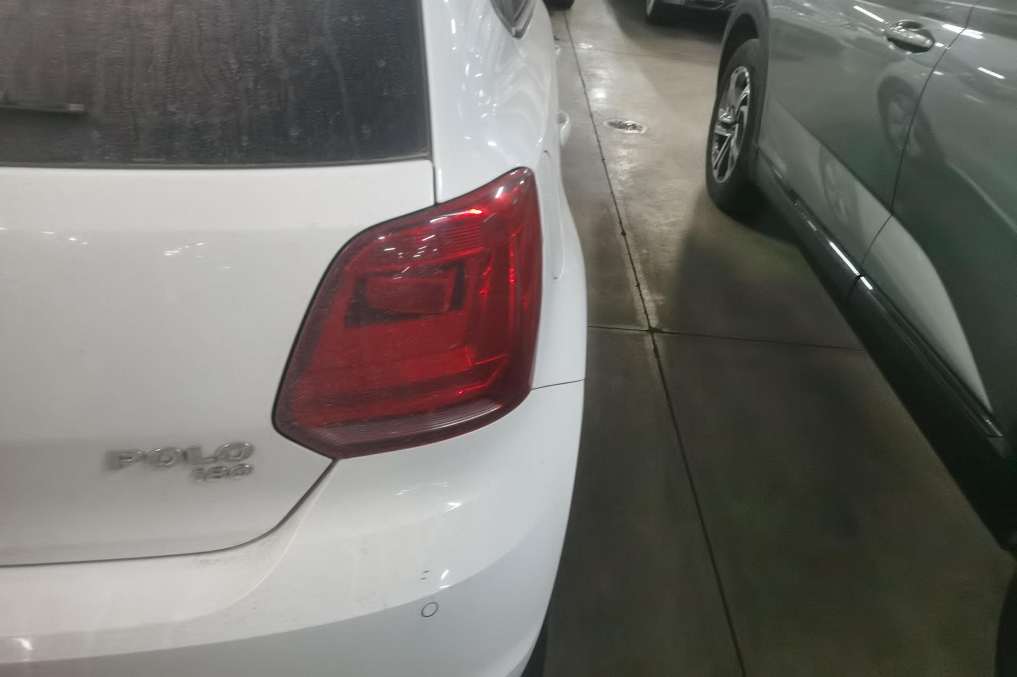 Volkswagen Polo 2016 1.6L MT Comfort