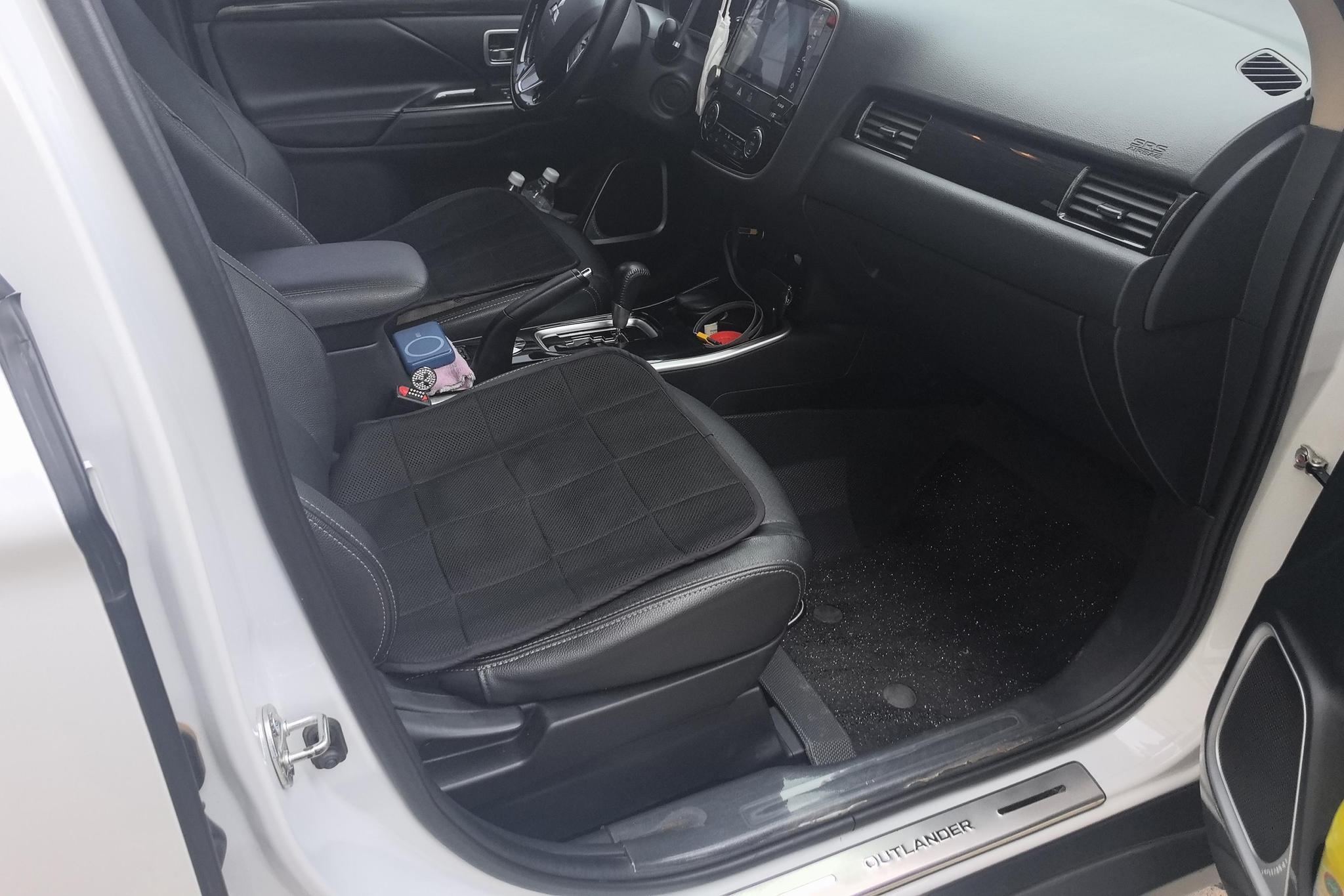 Mitsubishi Outlander 2018 2.0L 5 мест