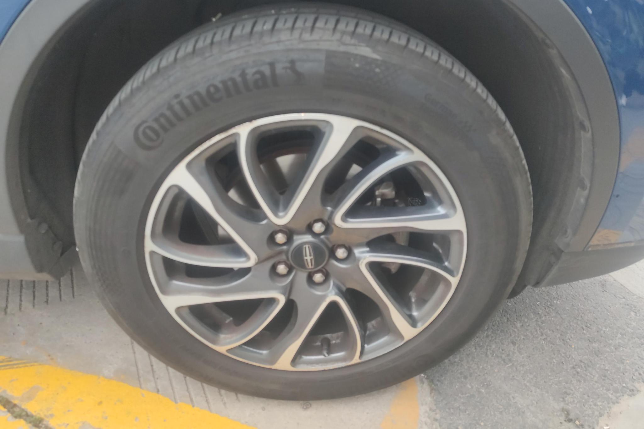 Lincoln Corsair 2022 2.0T Premium